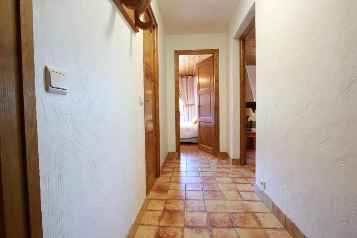 Photo 49