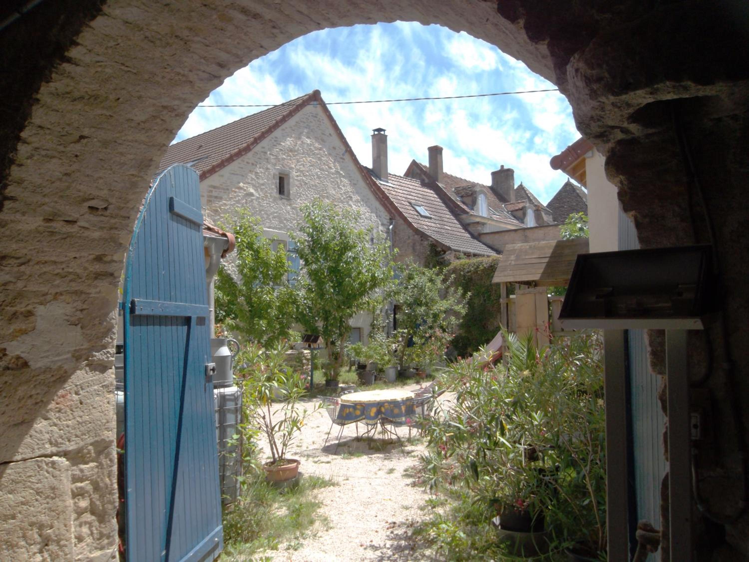 Les Trois Croix view 3