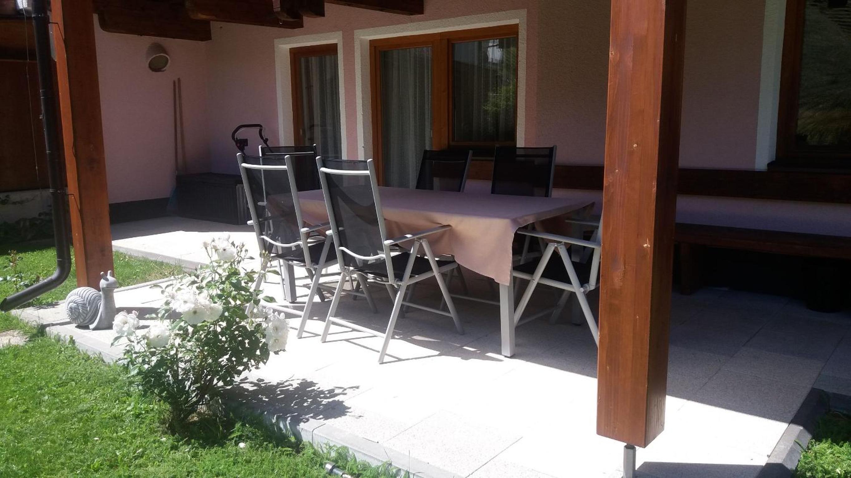 Photo 6