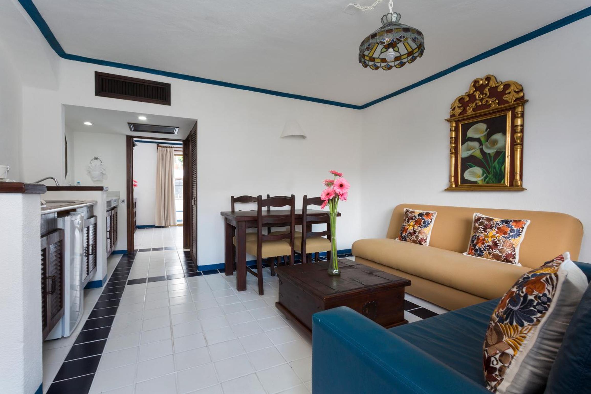 Puerto Vallarta Vacations - Los Arcos Suites - Property Image 3