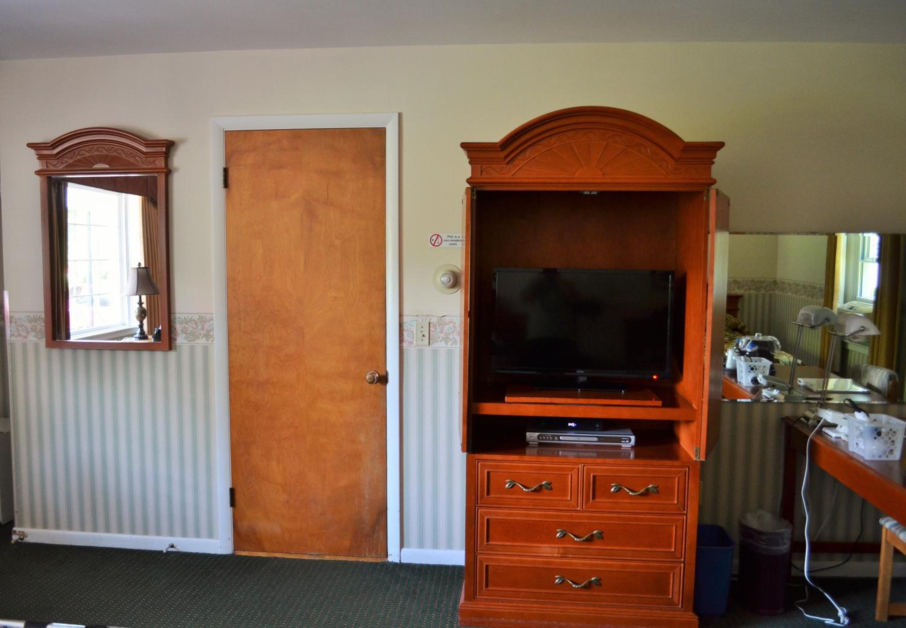 Maple Terrace Motel