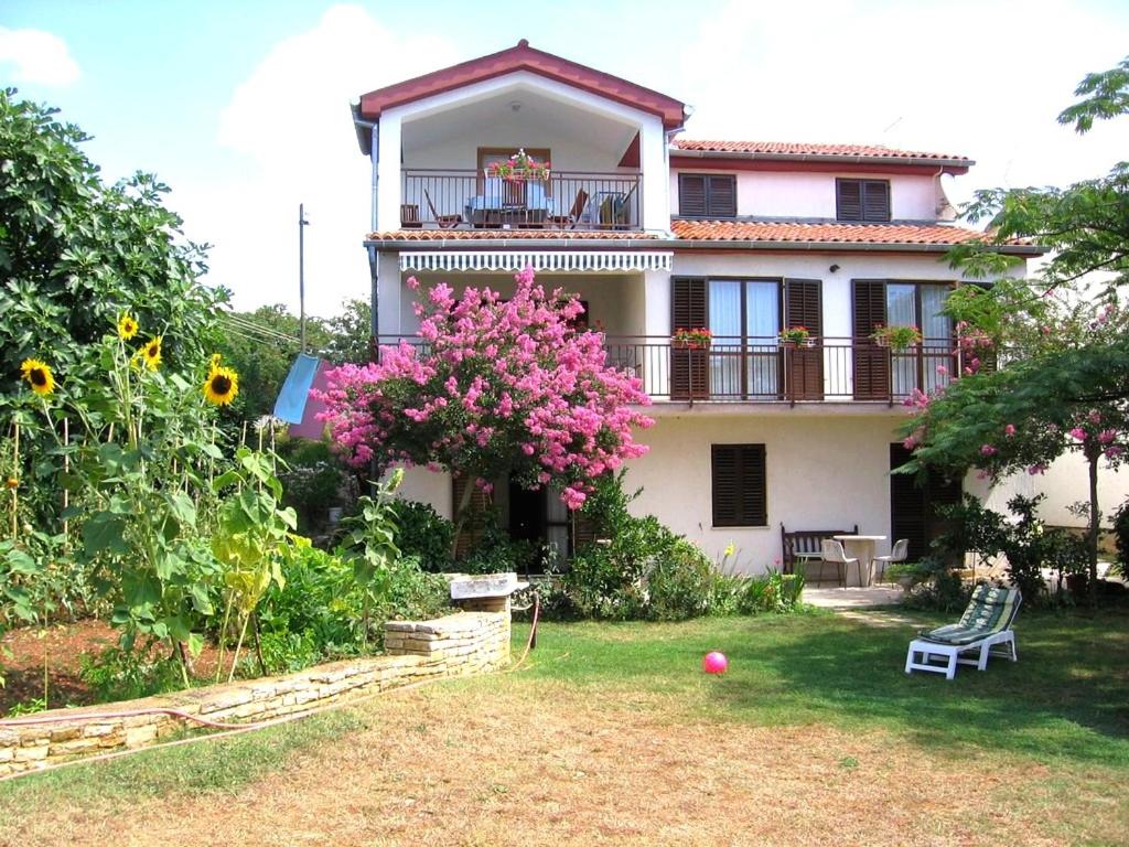 Istra 2 view 2