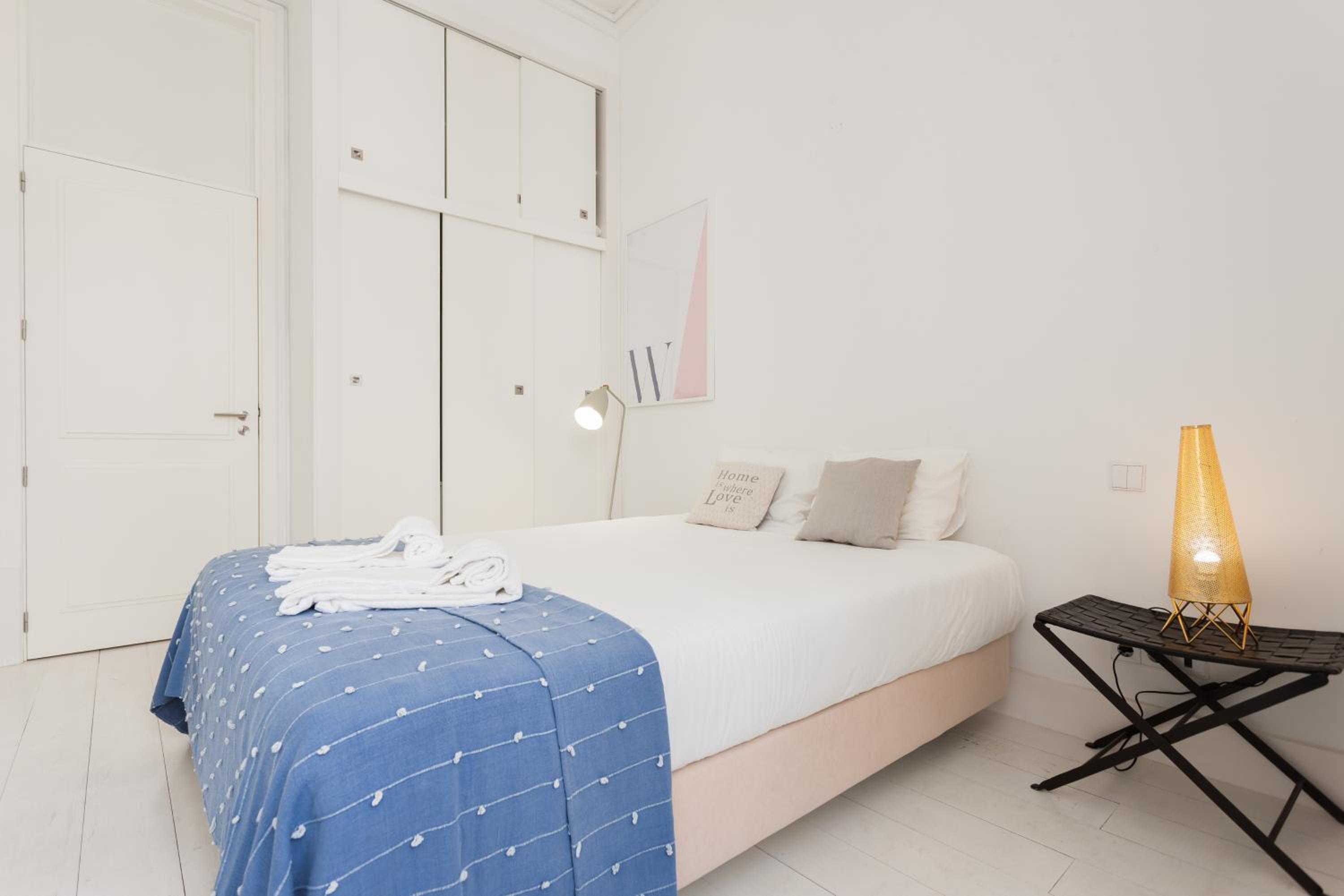 Baixa Tile Blue Two-Bedroom Apartment - by LU Holidays