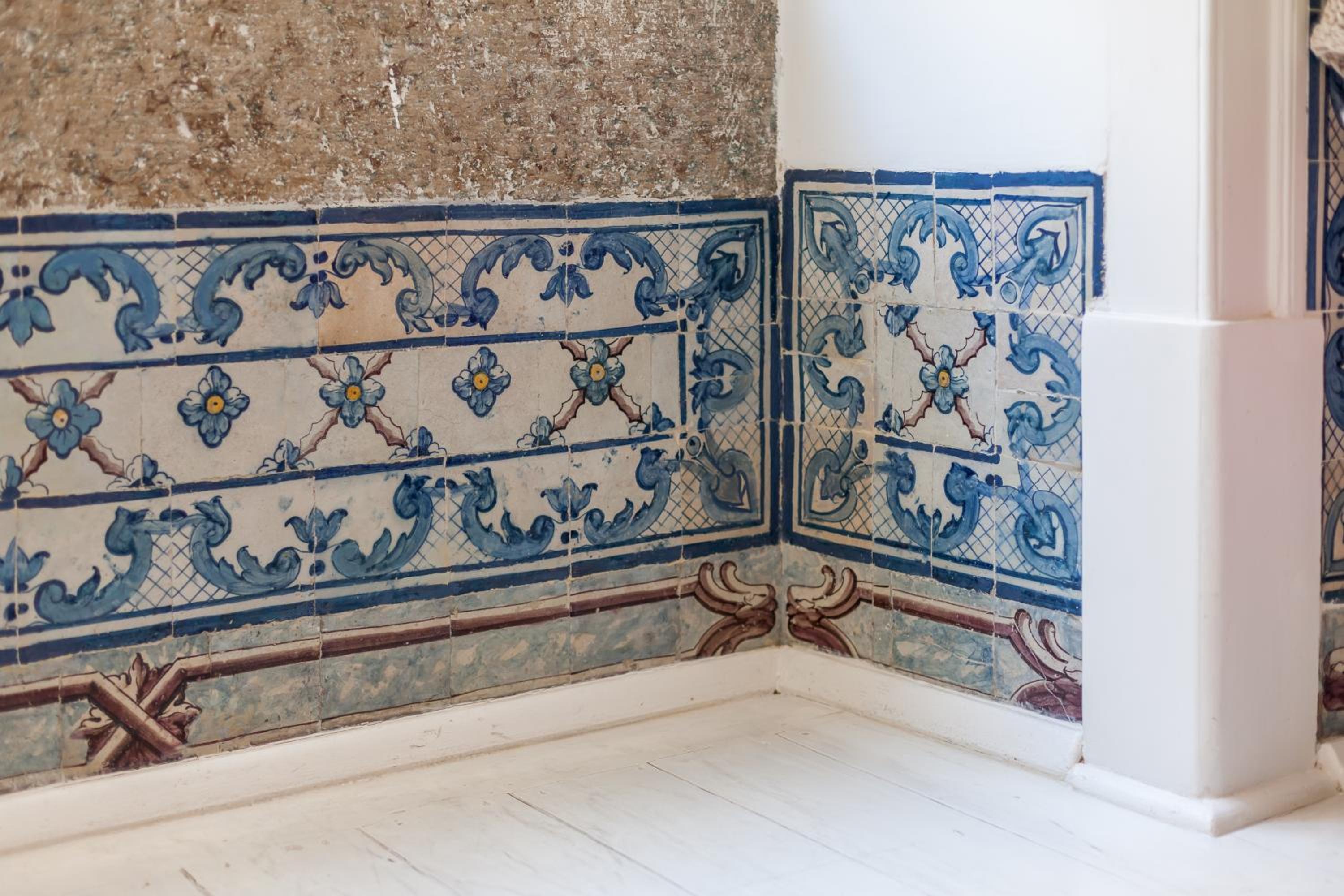 Baixa Tile Blue Two-Bedroom Apartment - by LU Holidays