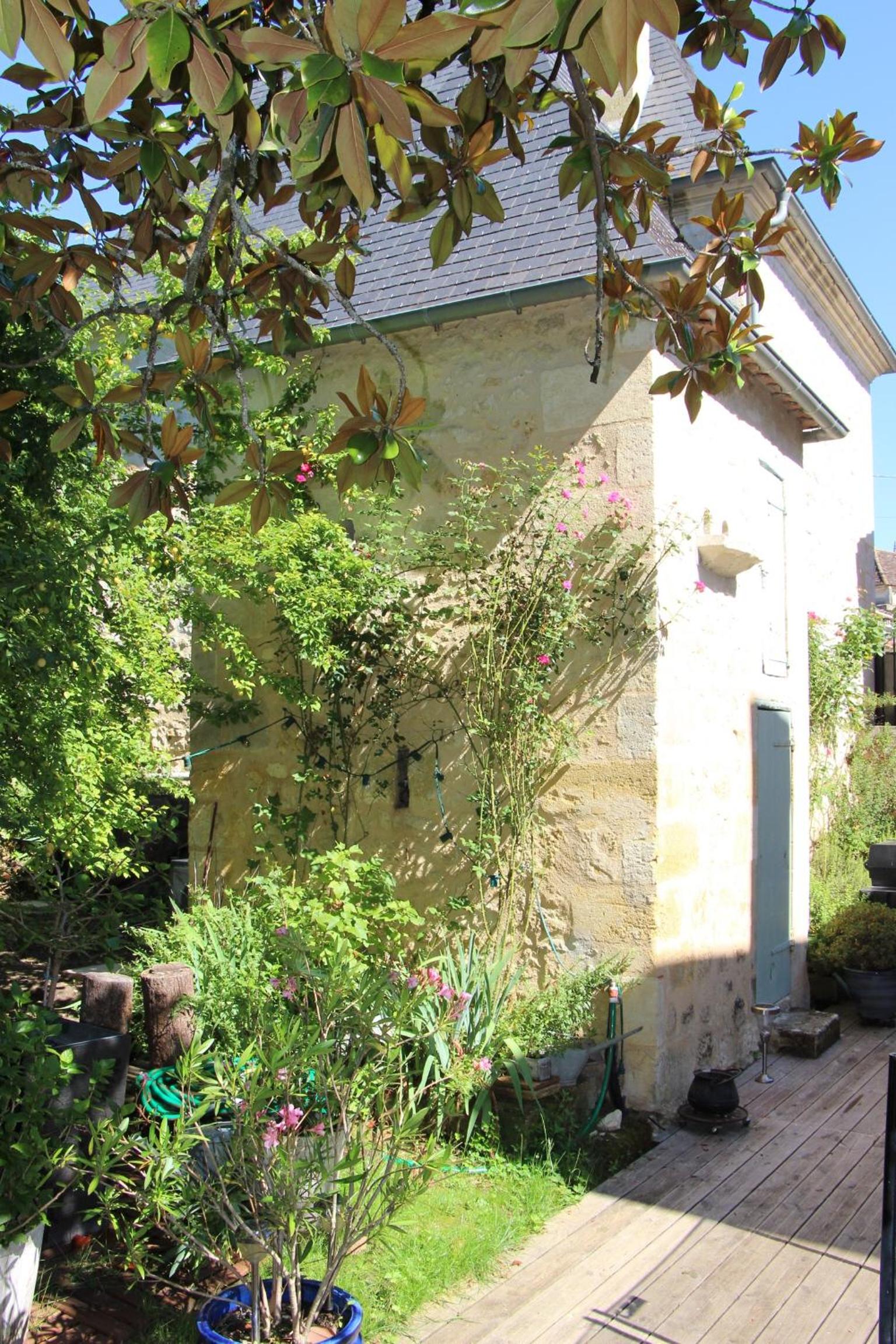 Photo 44