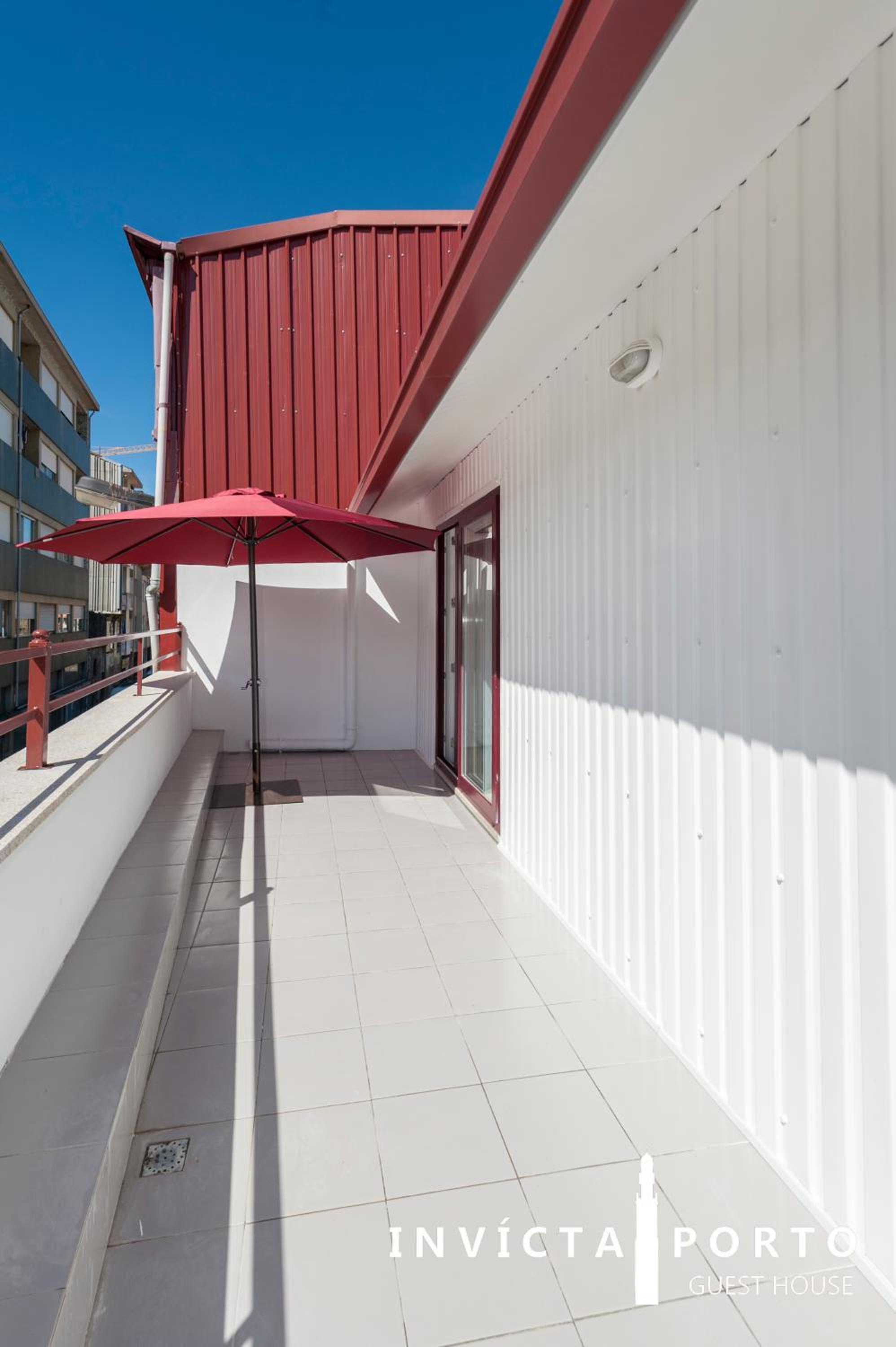 Invicta Porto Guest House view 4