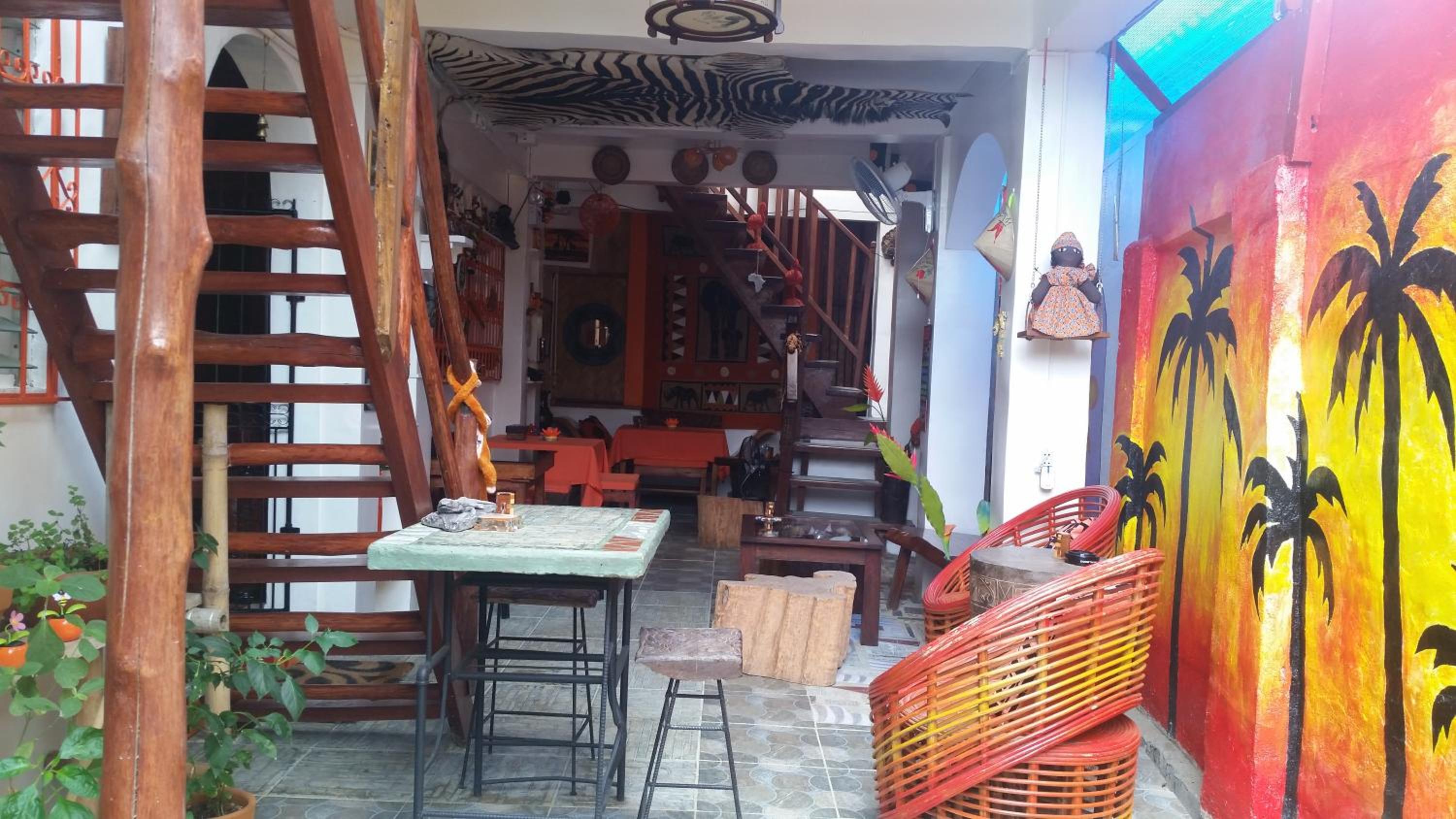 Lala Panzi Bed and Breakfast