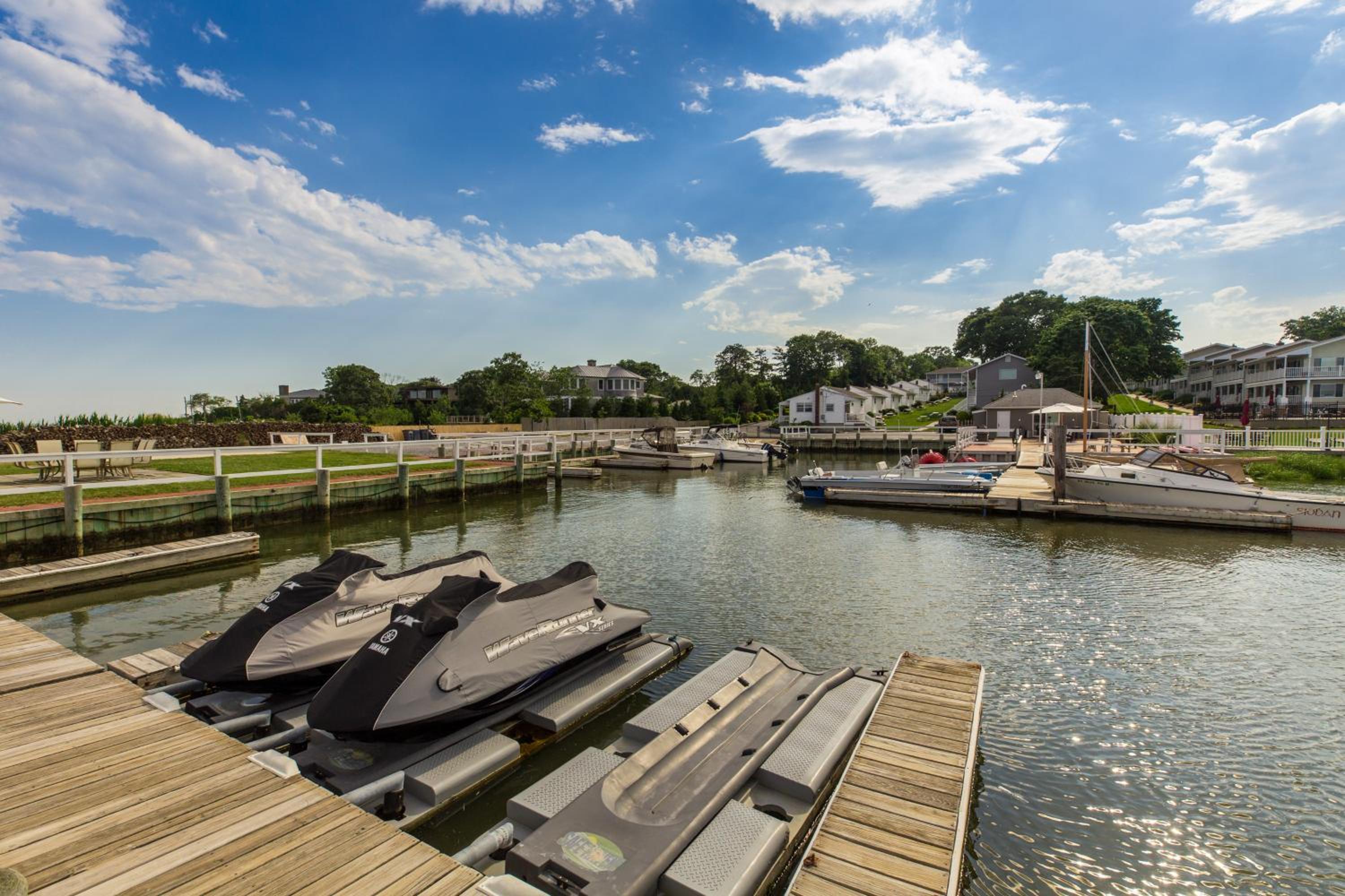 Colonial Shores Resort