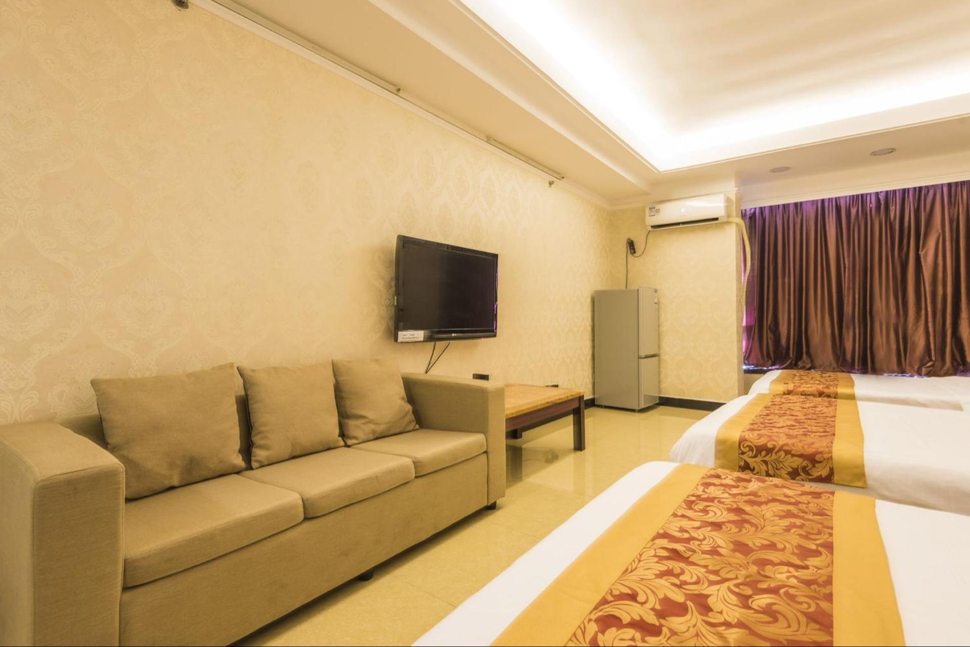 Grand Continental Apartment