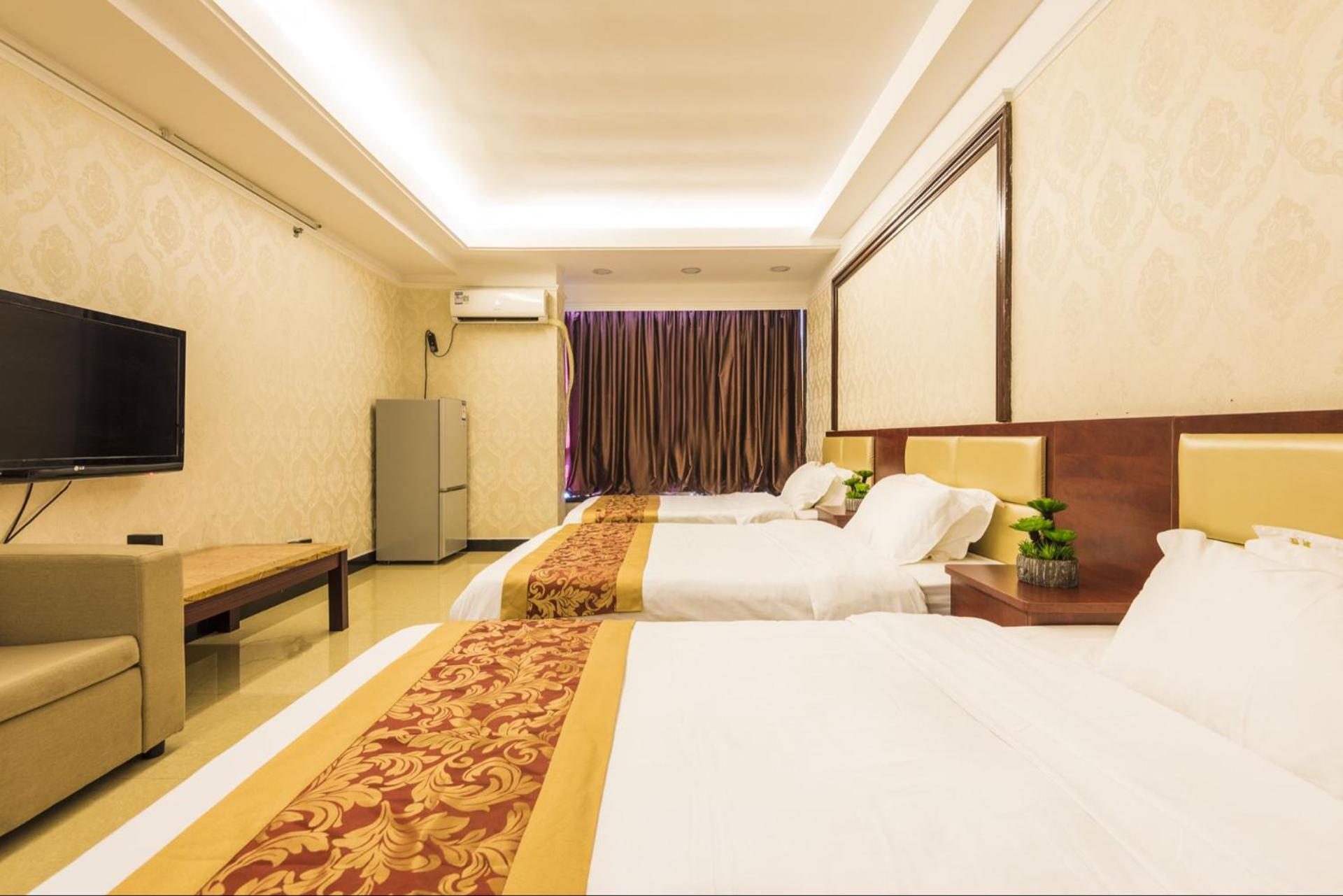 Grand Continental Apartment