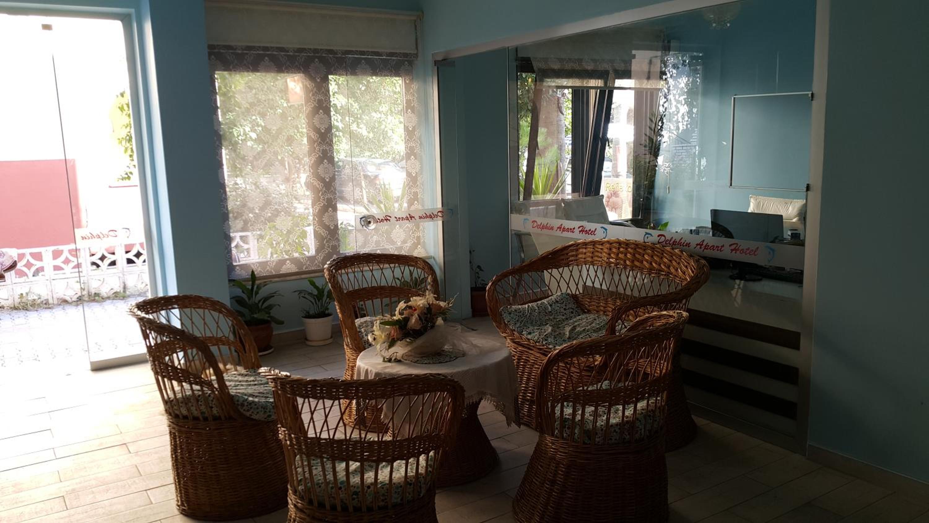 Delphin Apart Hotel - Image 10