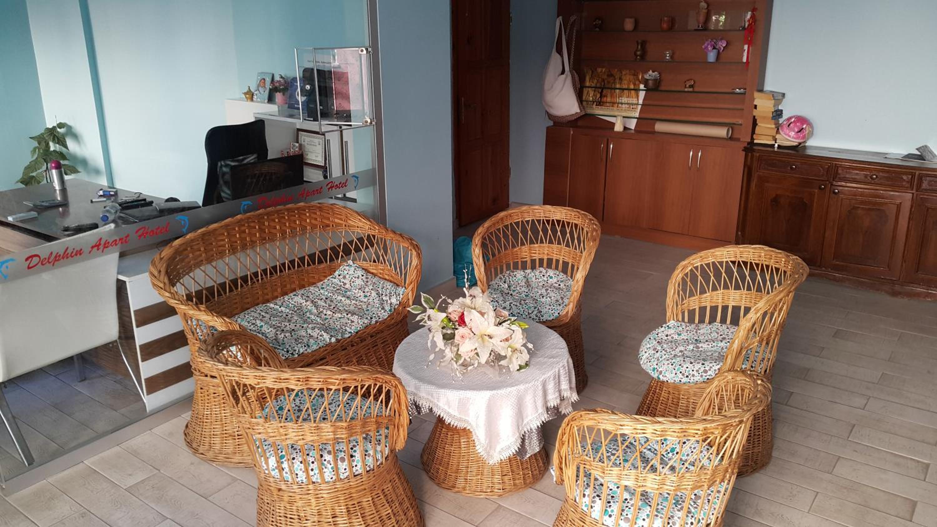 Delphin Apart Hotel - Image 11