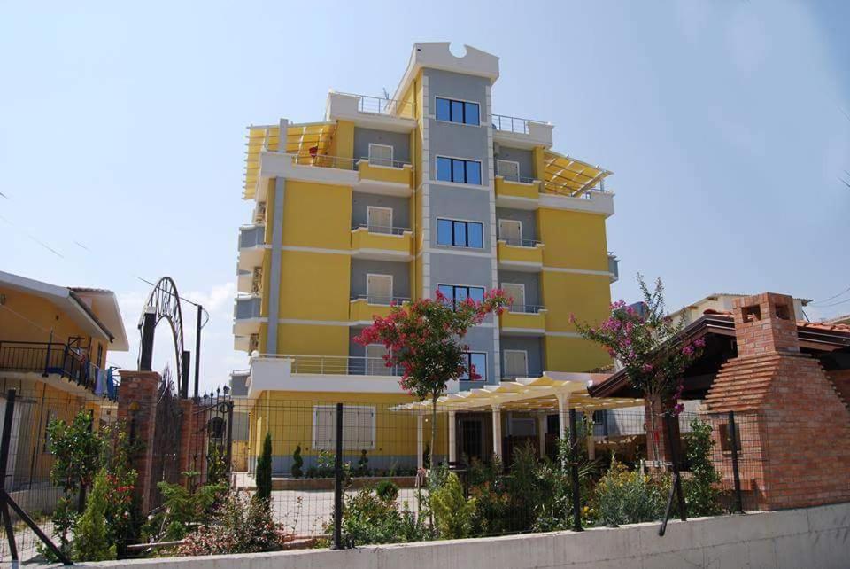 Apartments Rezidenca Sinani Orikum
