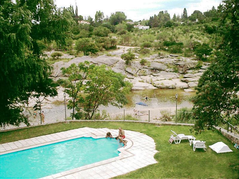 Costa Serrana Apart Hotel