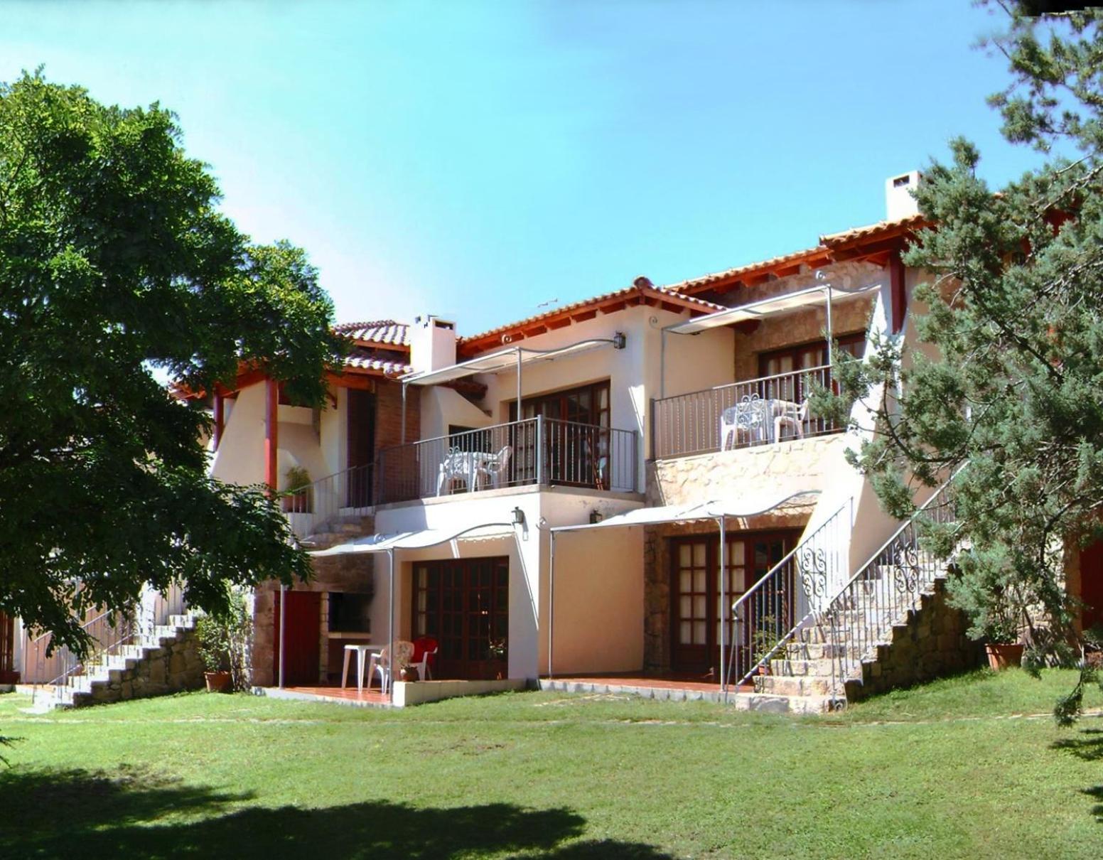 Costa Serrana Apart Hotel