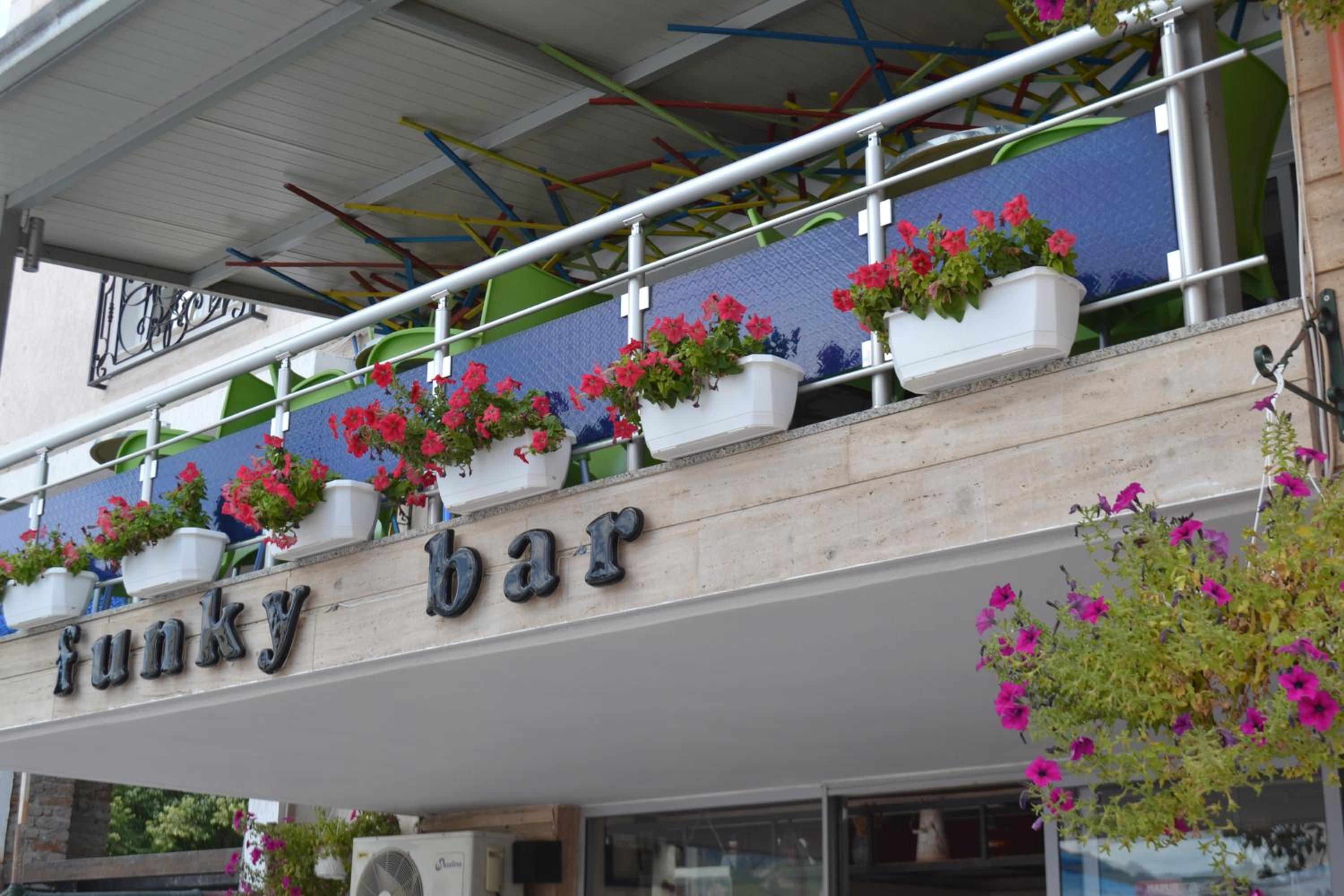 Funky Boutique Hotel & Adventures