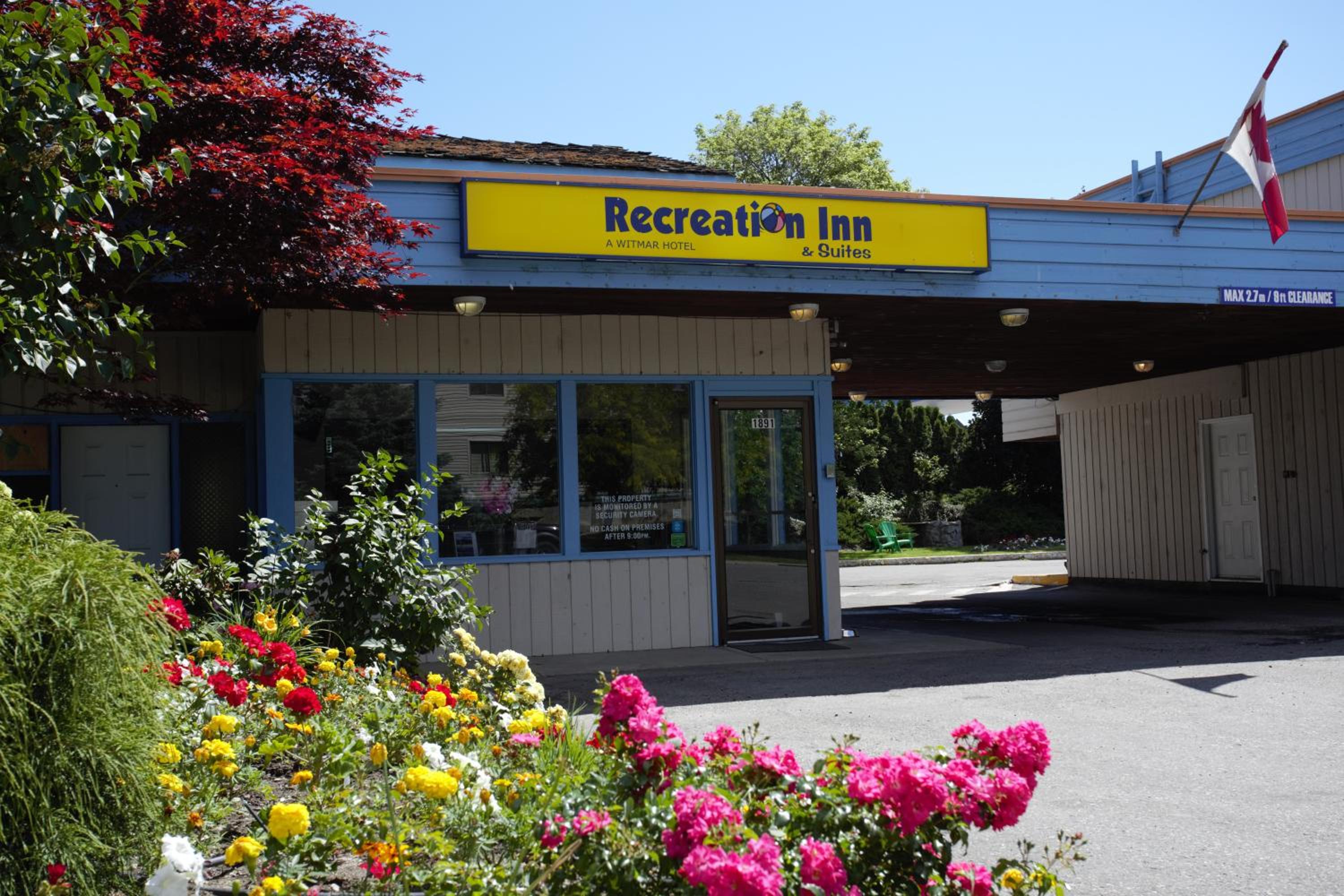 Kelowna Vacations - Recreation Inn and Suites - Property Image 1