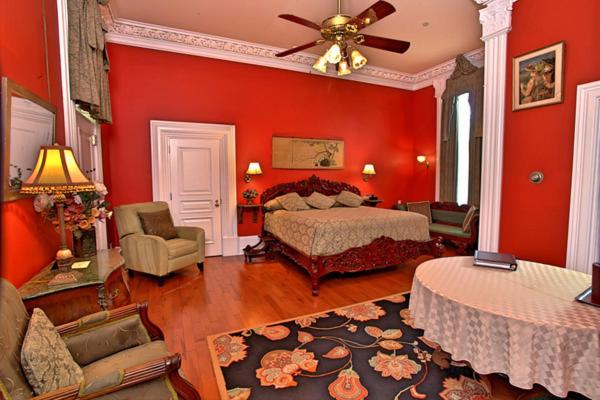 Southern Mansion