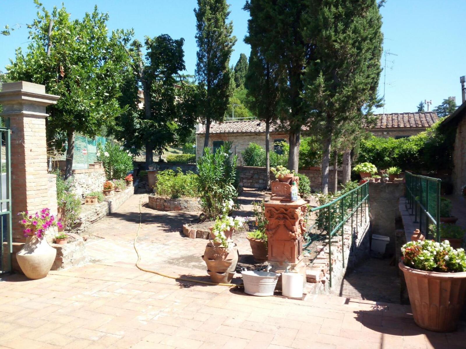 Photo 38