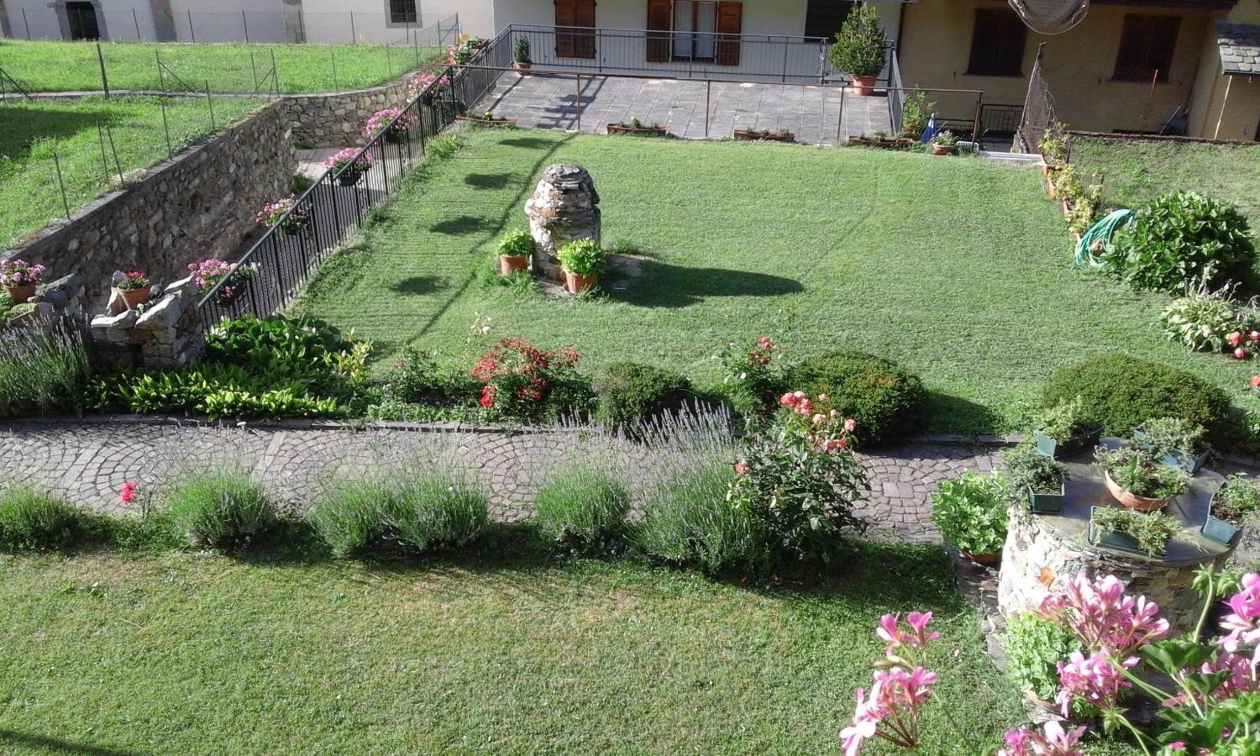 Photo 6