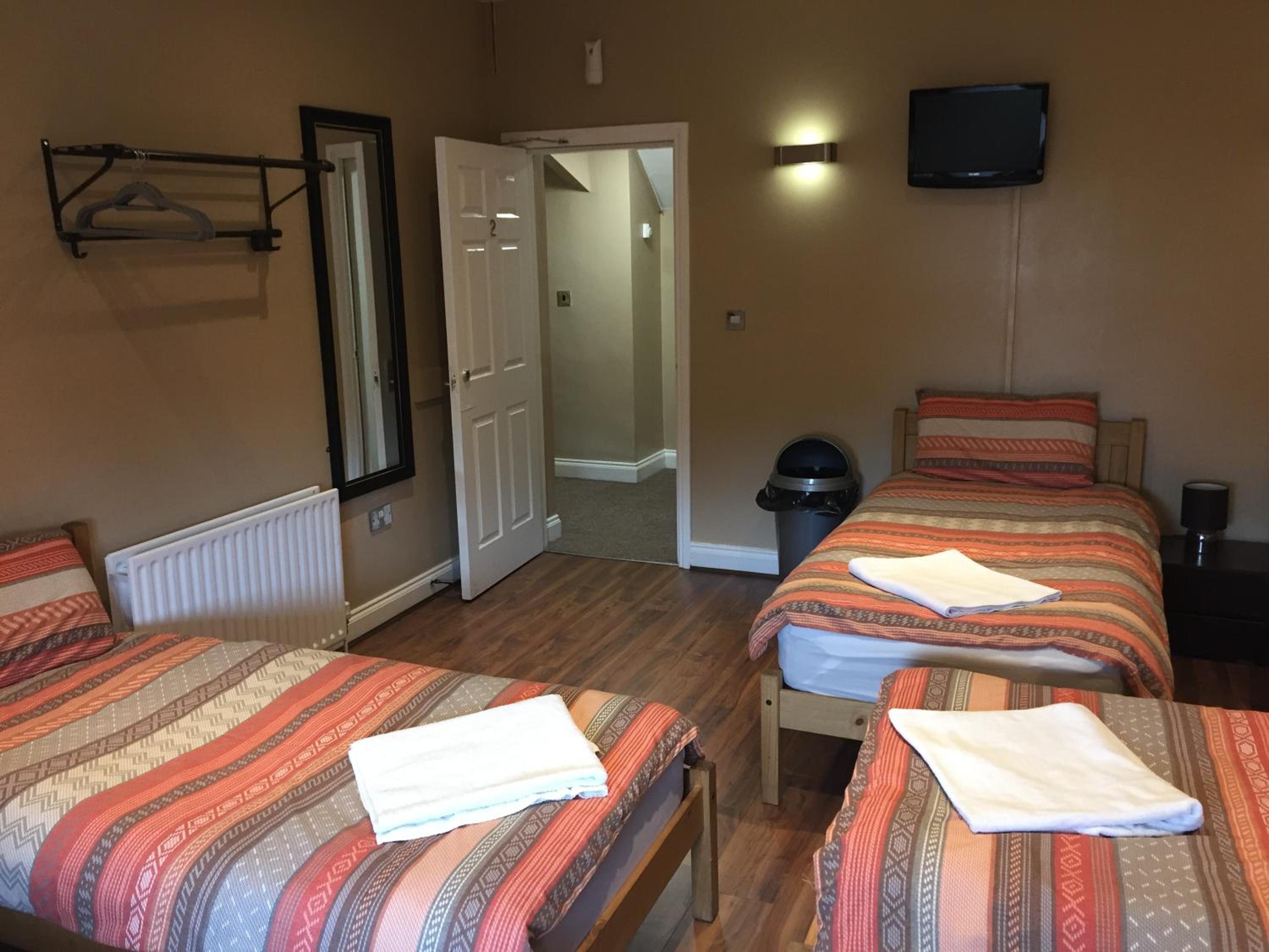 Twelfth Man Accommodation part of The Twelfth Man Public House view 3