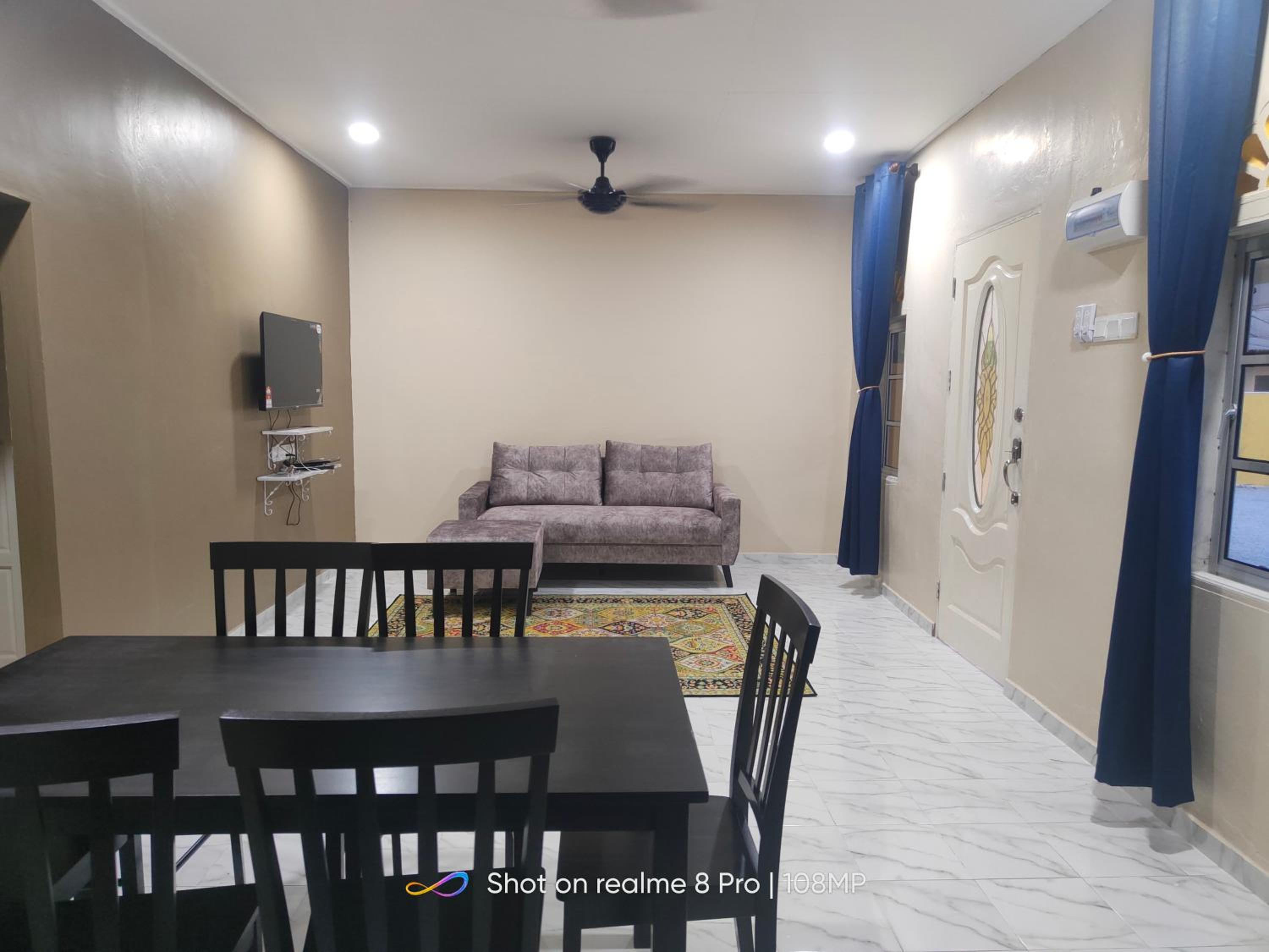 Delisha Homestay Private Pool