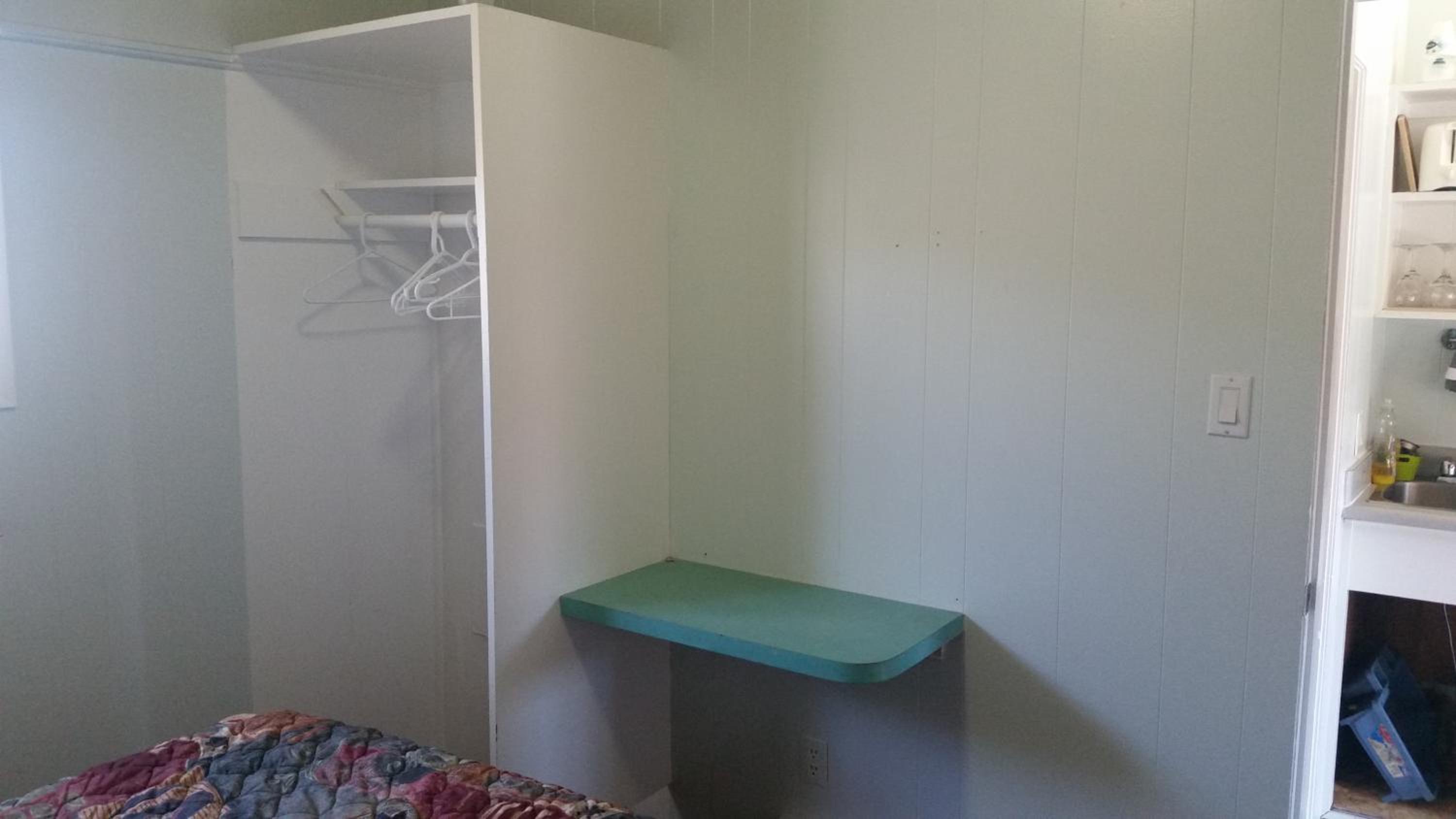 Holiday House Motel