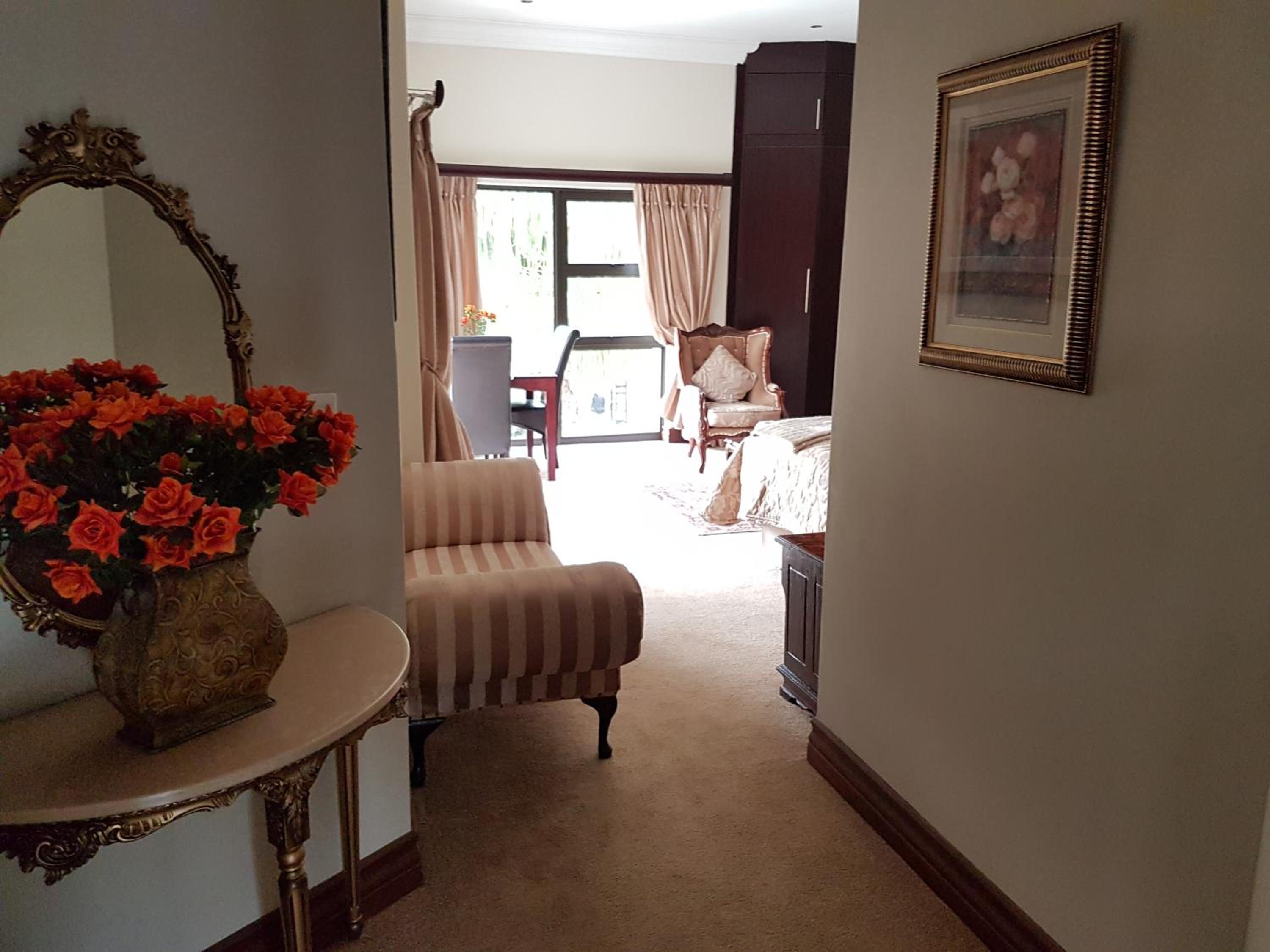 Casa Flora Guesthouse