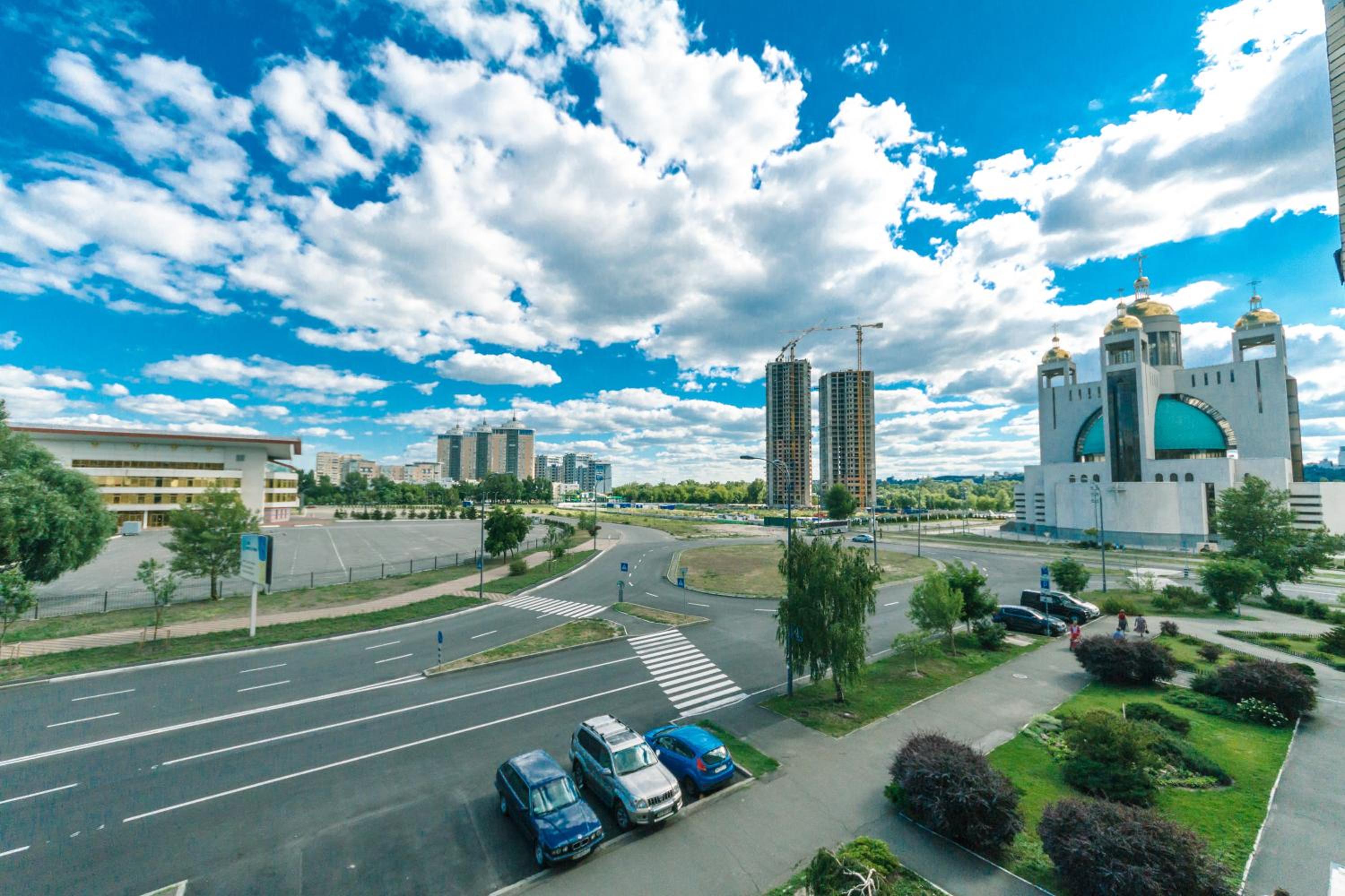 Two-storey apartment near IEC view 4