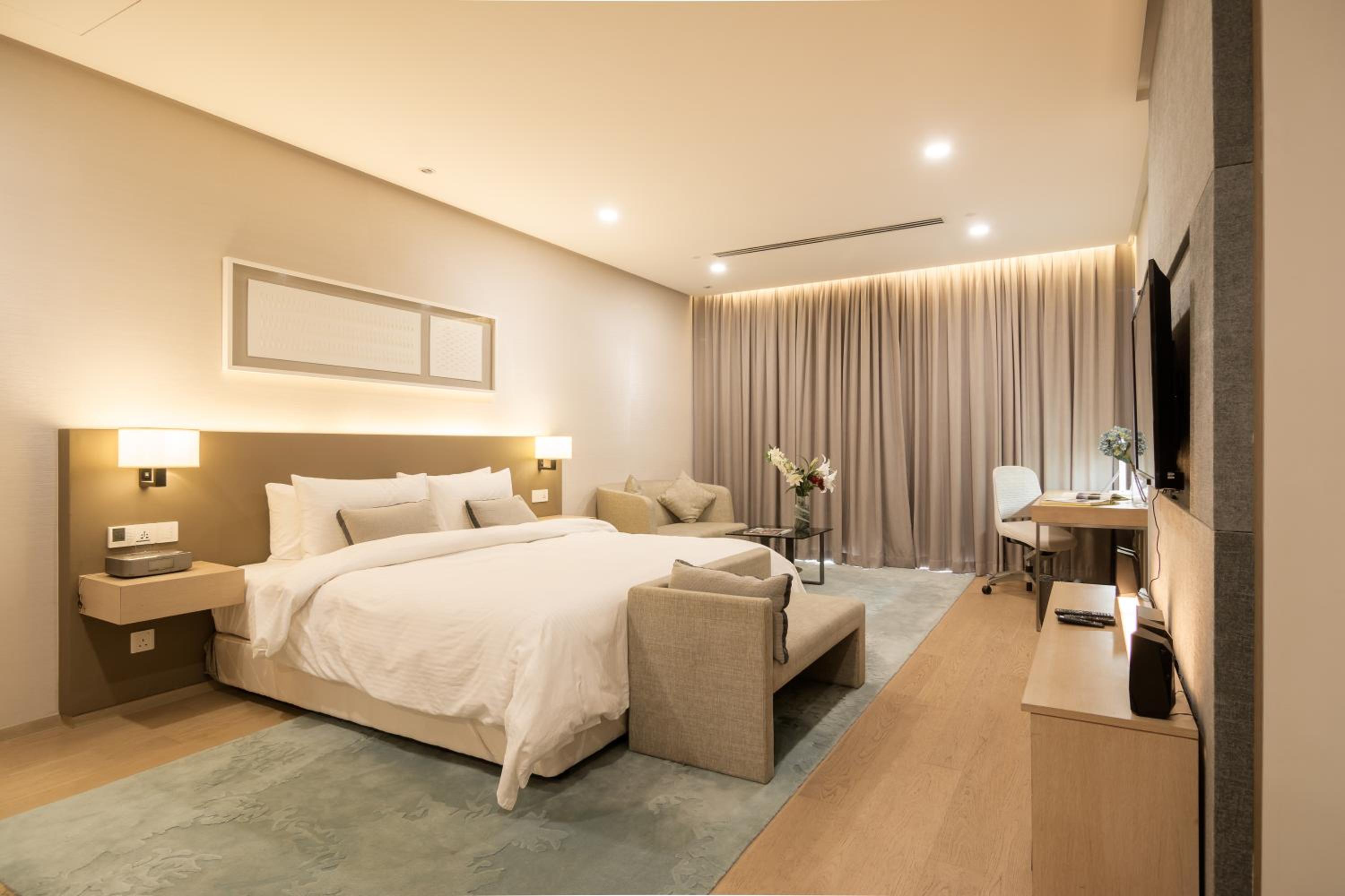 188 Suites by NamaStay