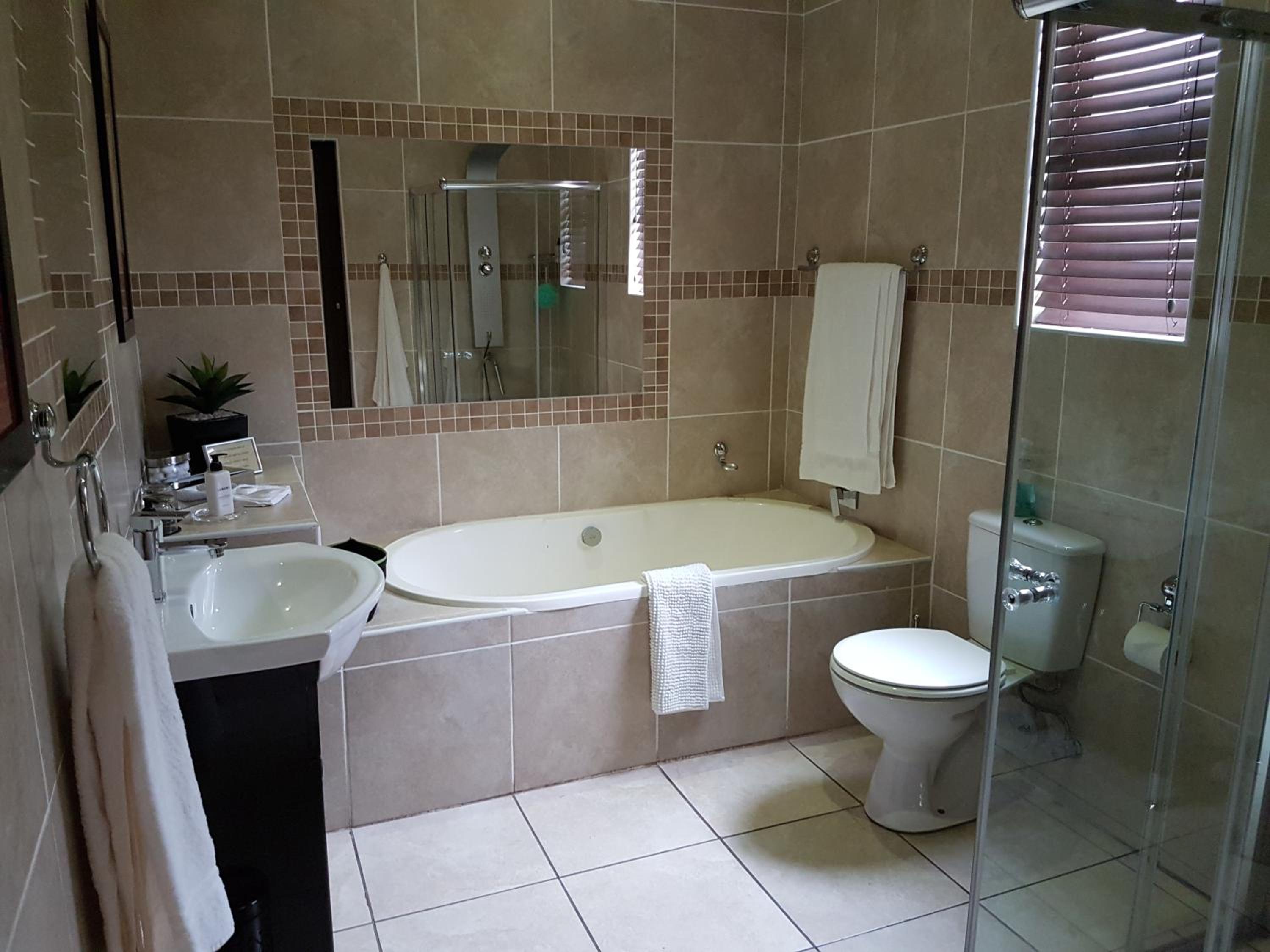 Casa Flora Guesthouse