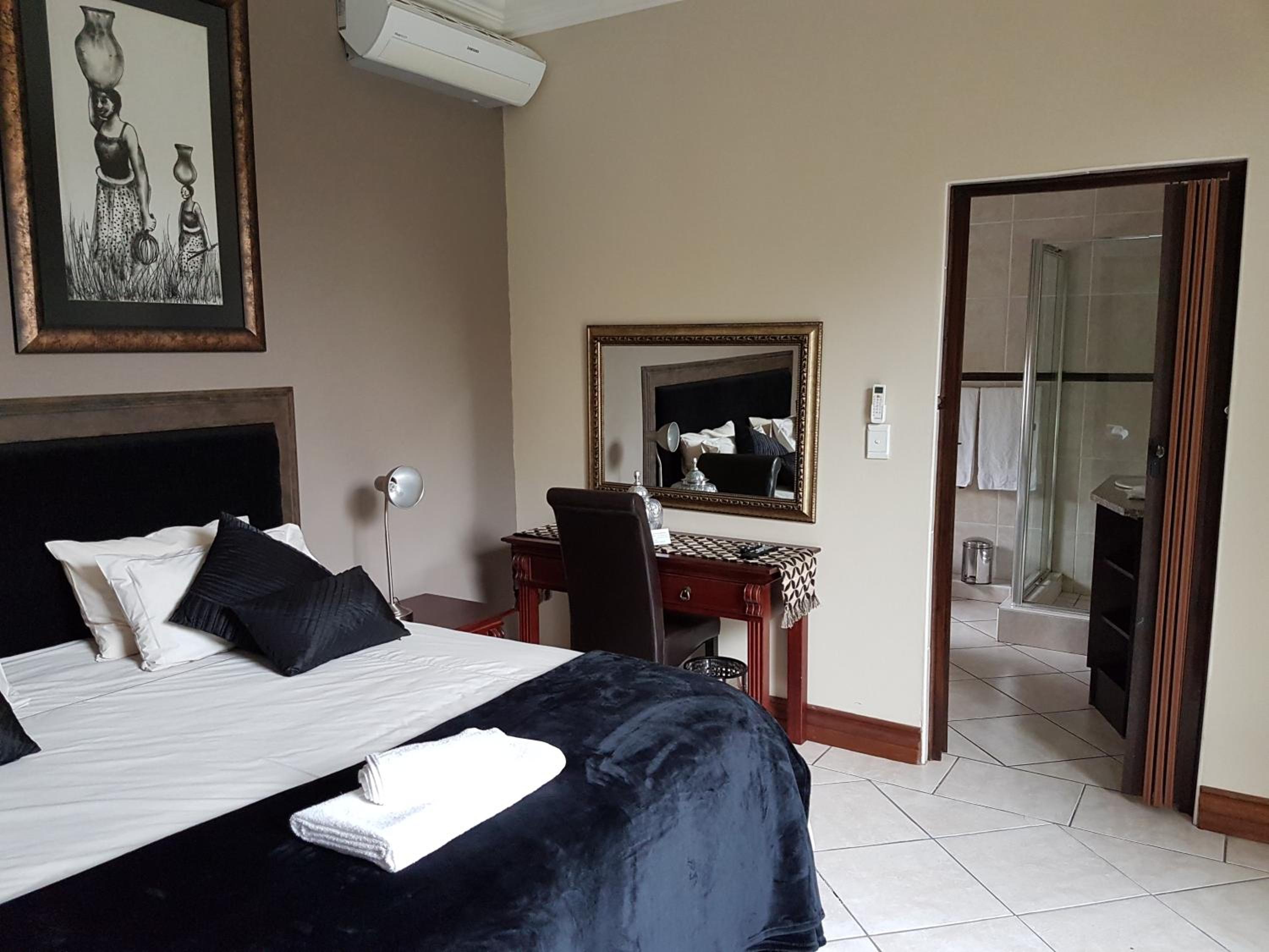 Casa Flora Guesthouse