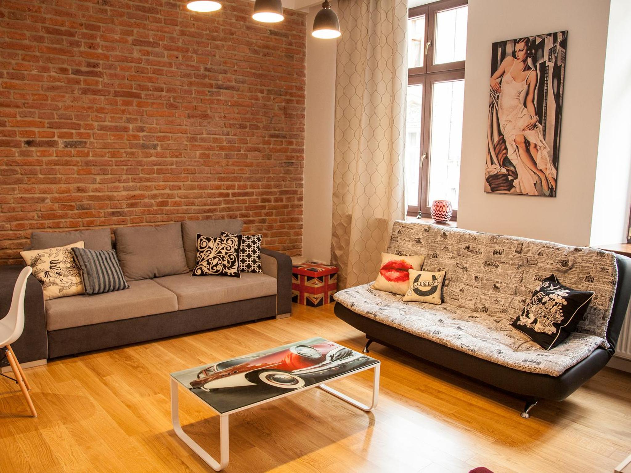 BC7 Apartments