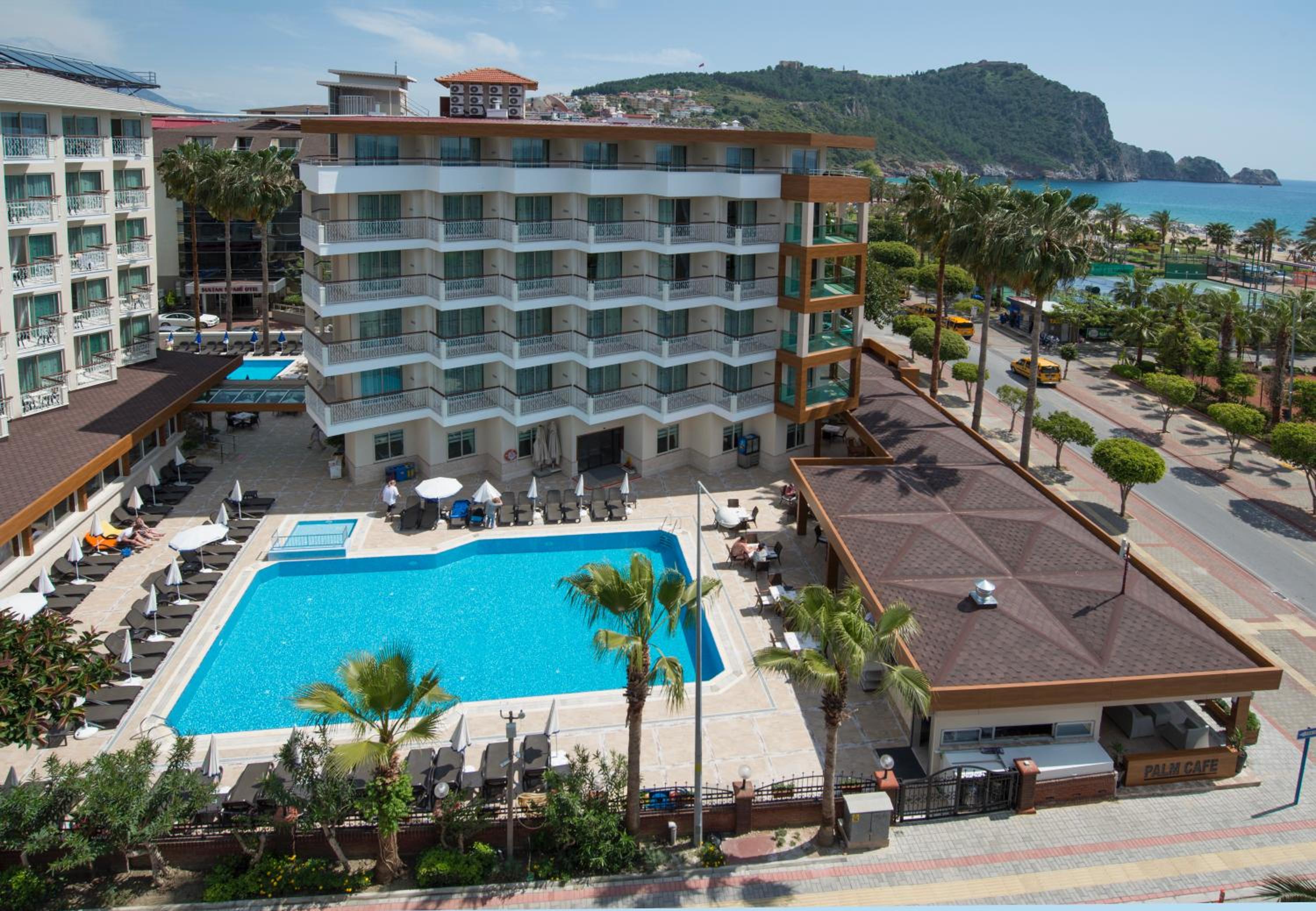Hotel Riviera Hotel & Spa - Image 1