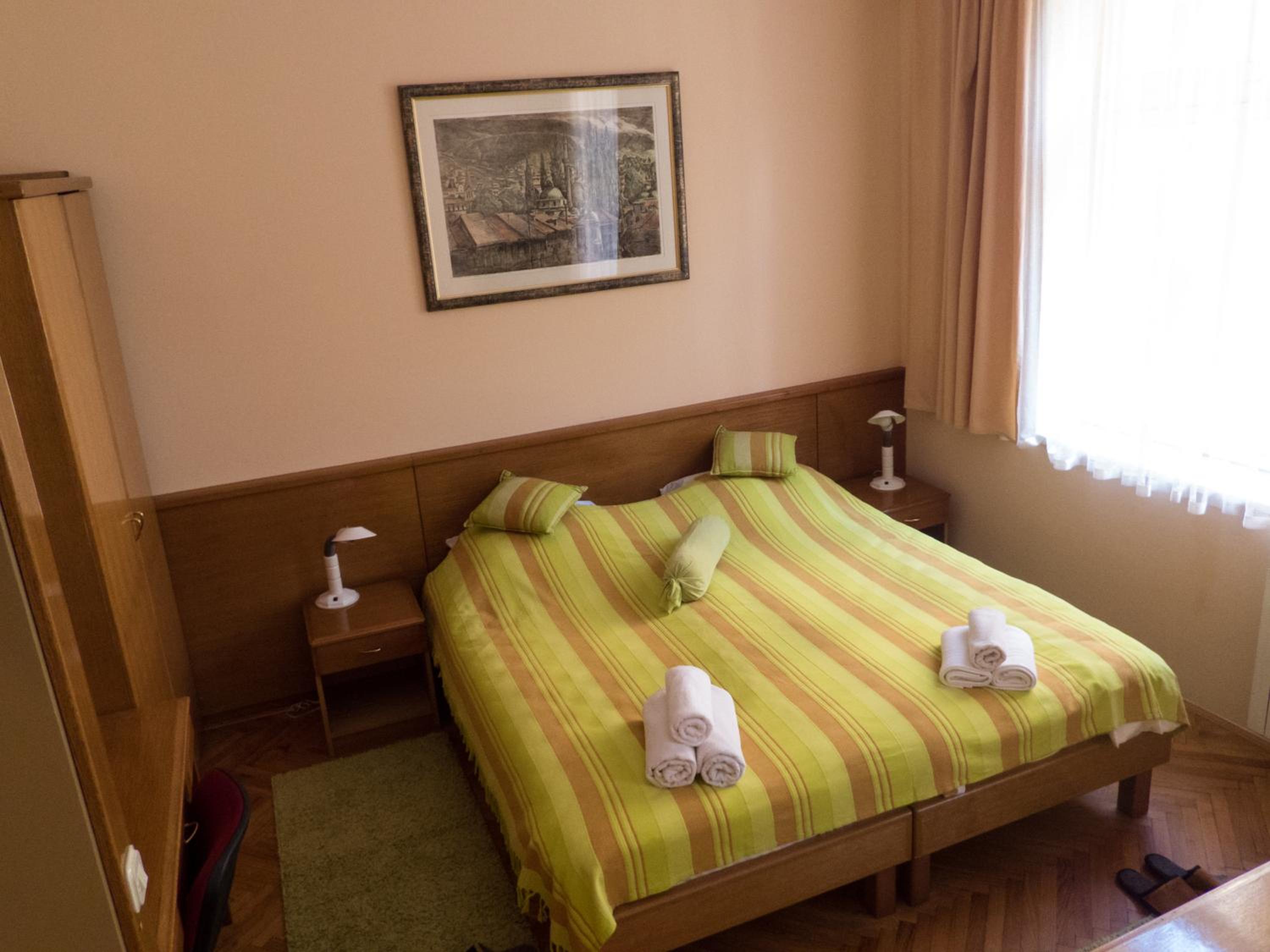 Studio Apartments 