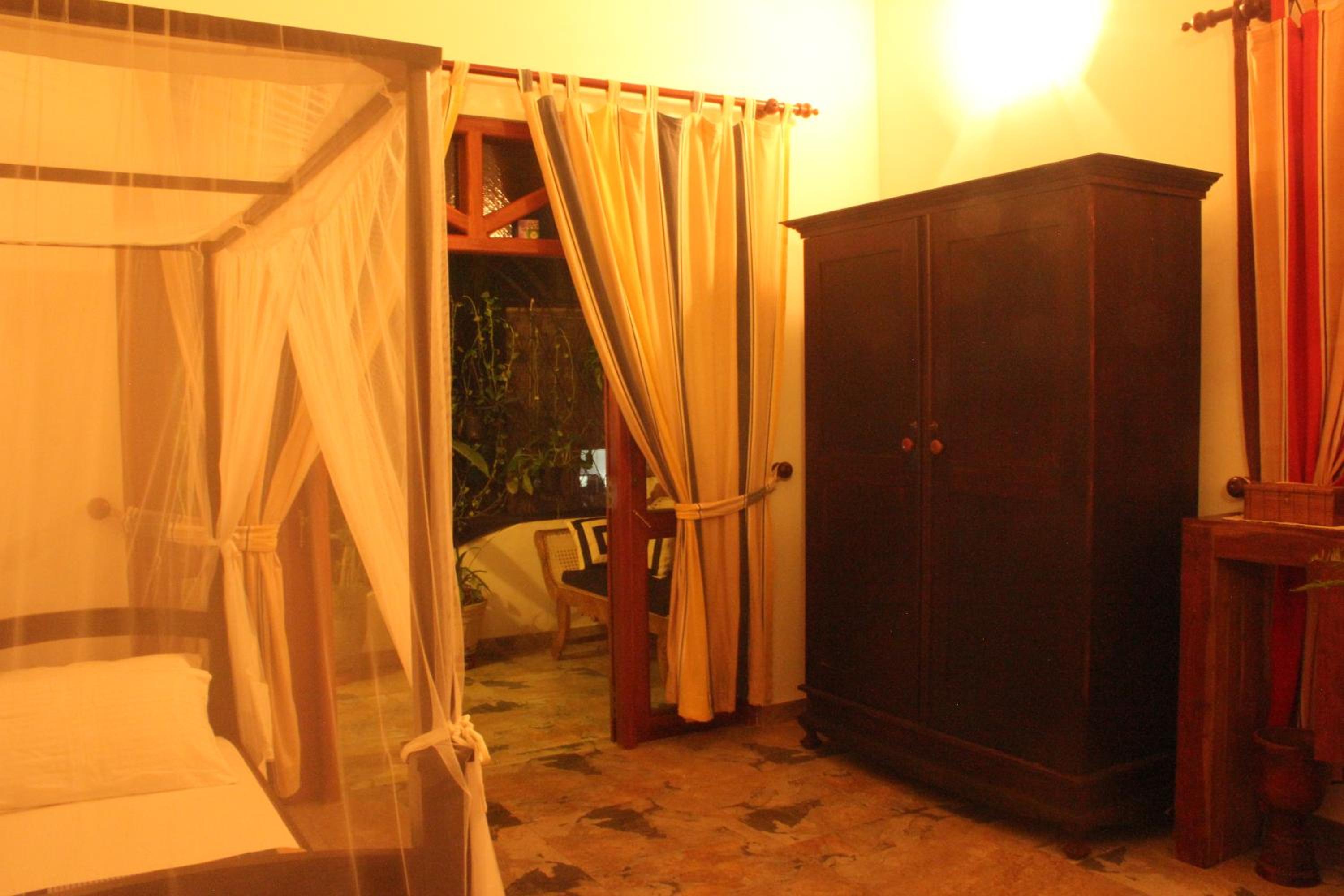 Dionis Villa