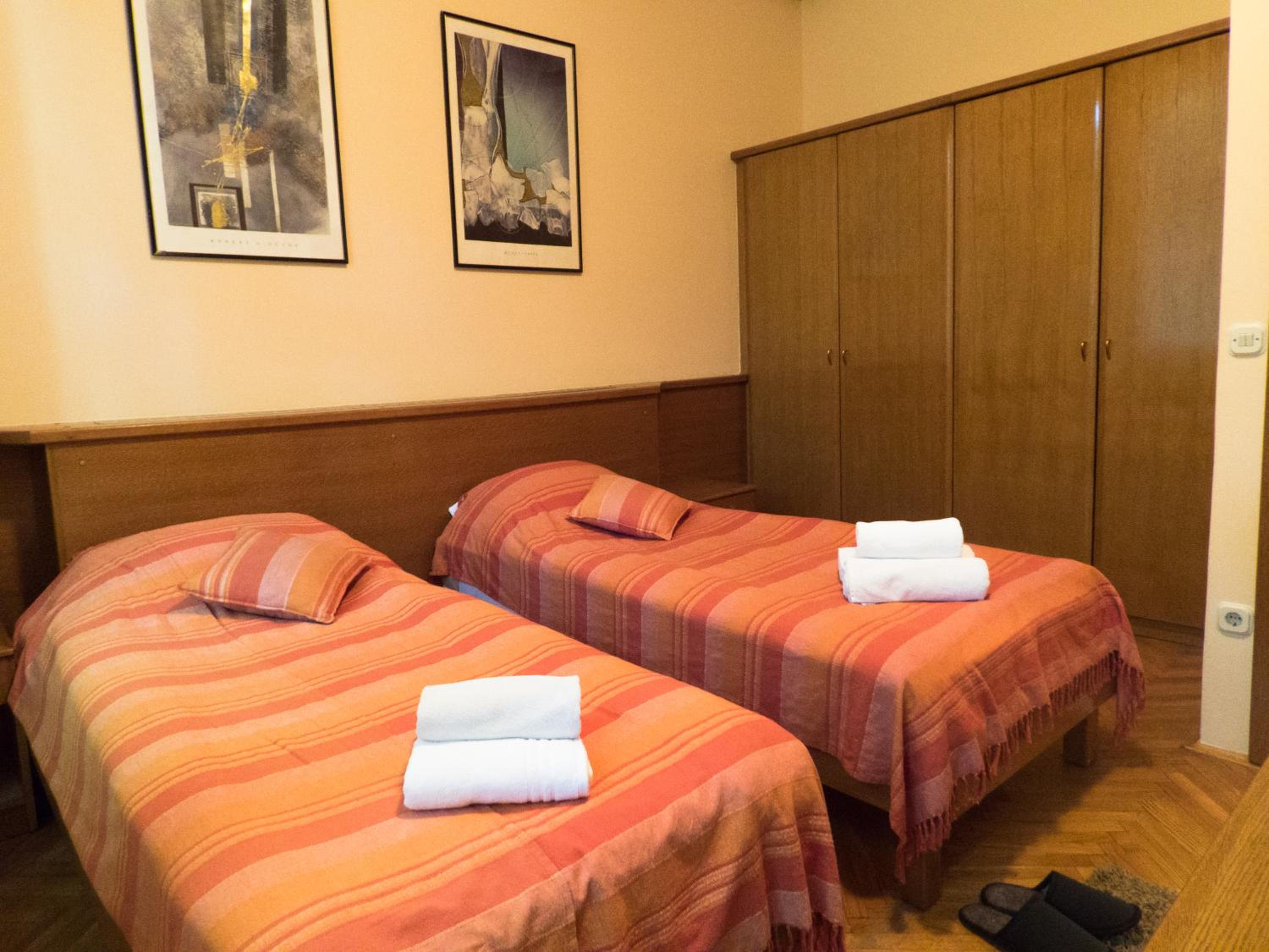 Studio Apartments 