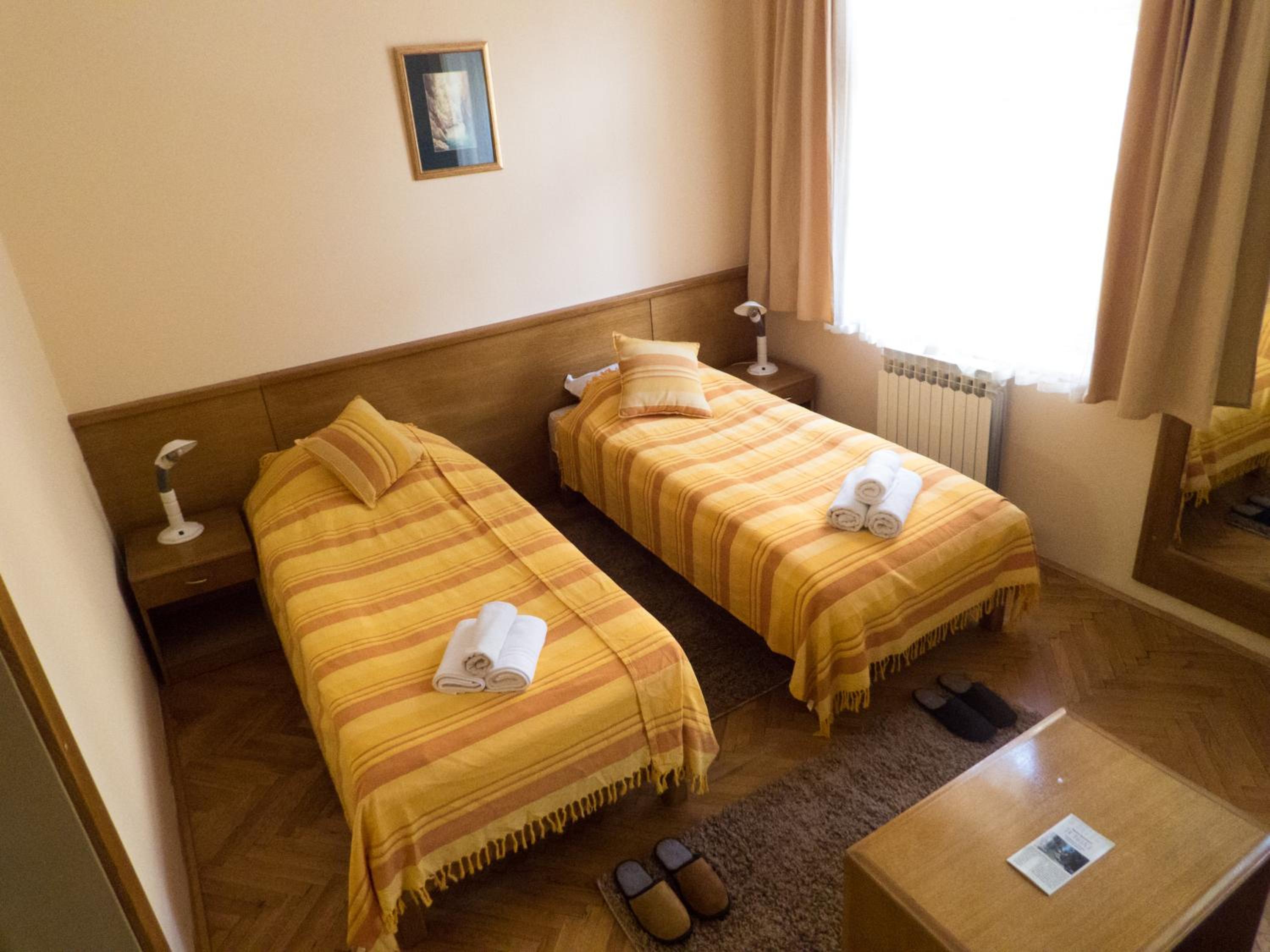 Studio Apartments 