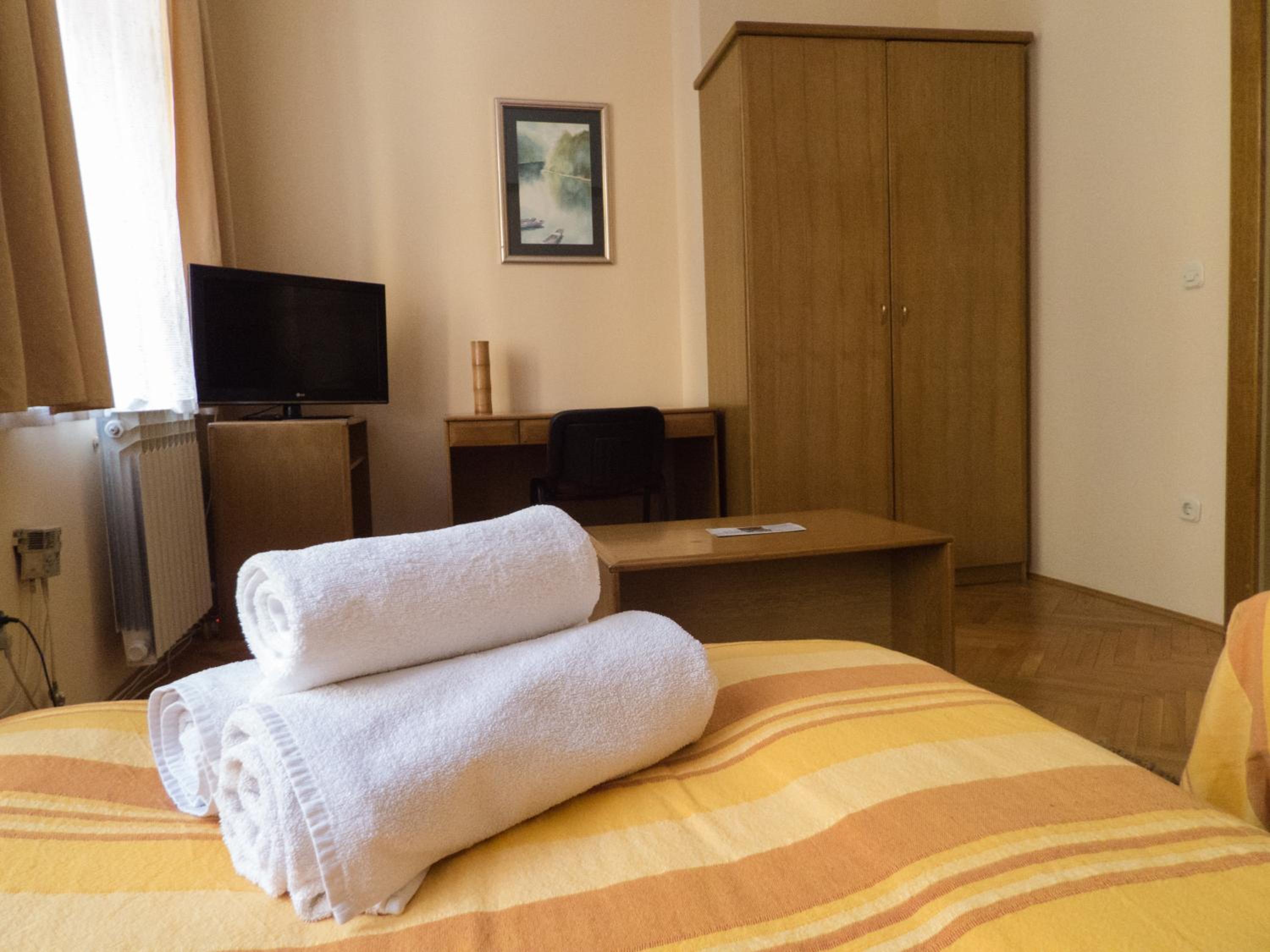 Studio Apartments 
