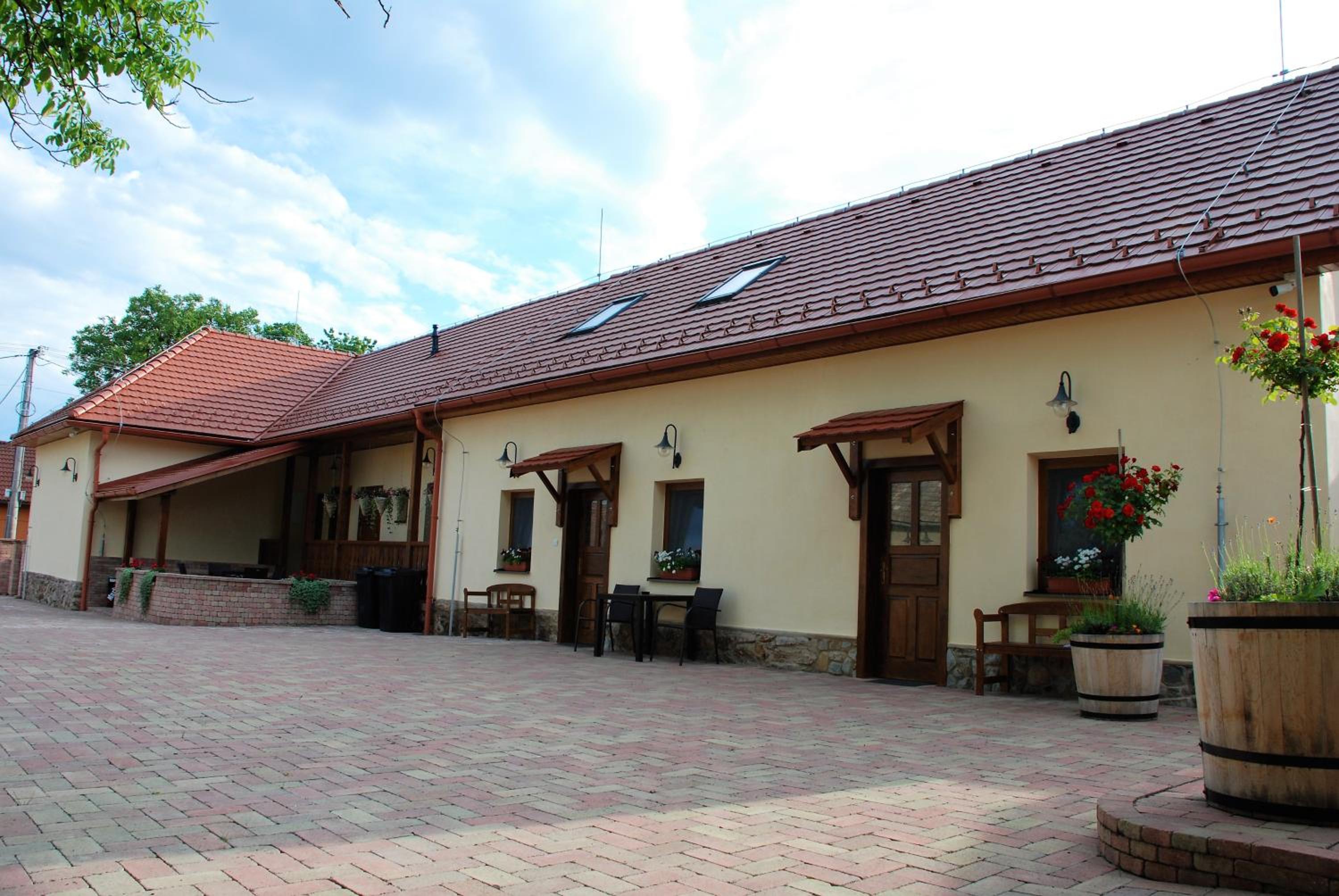 Ubytovanie Tri ruže view 2