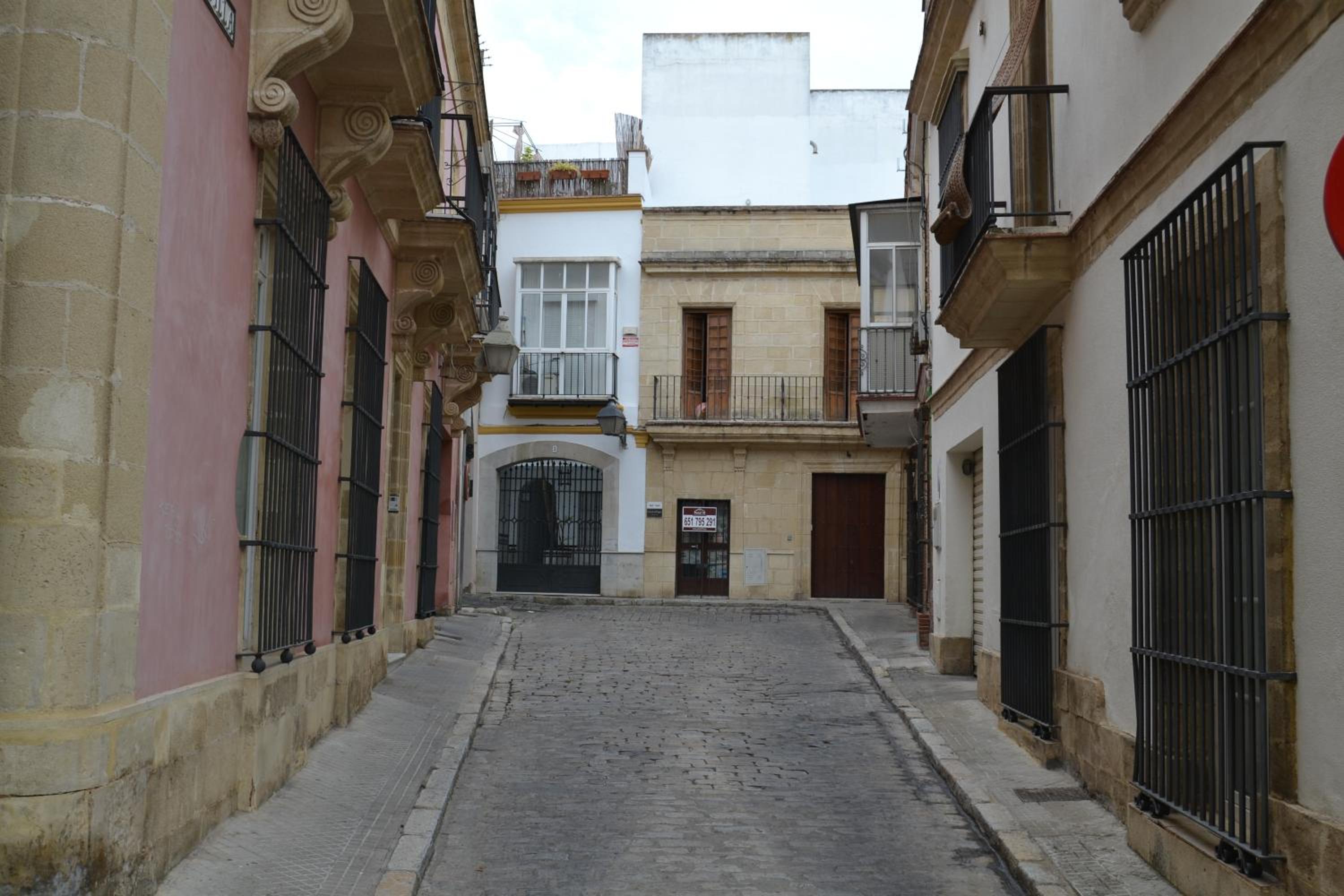 Photo 33