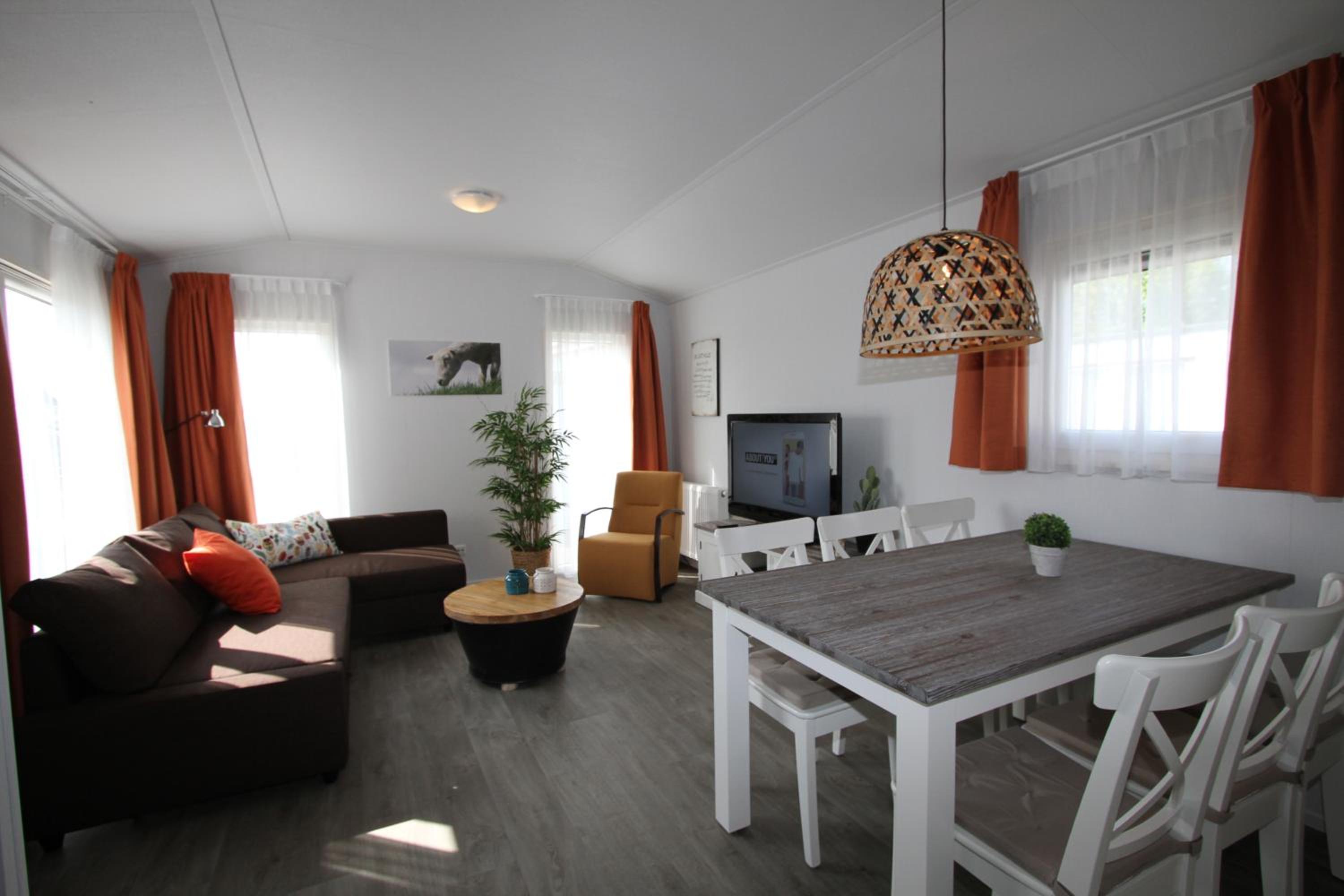 IJsselmeer-chalet nr. 66 view 4