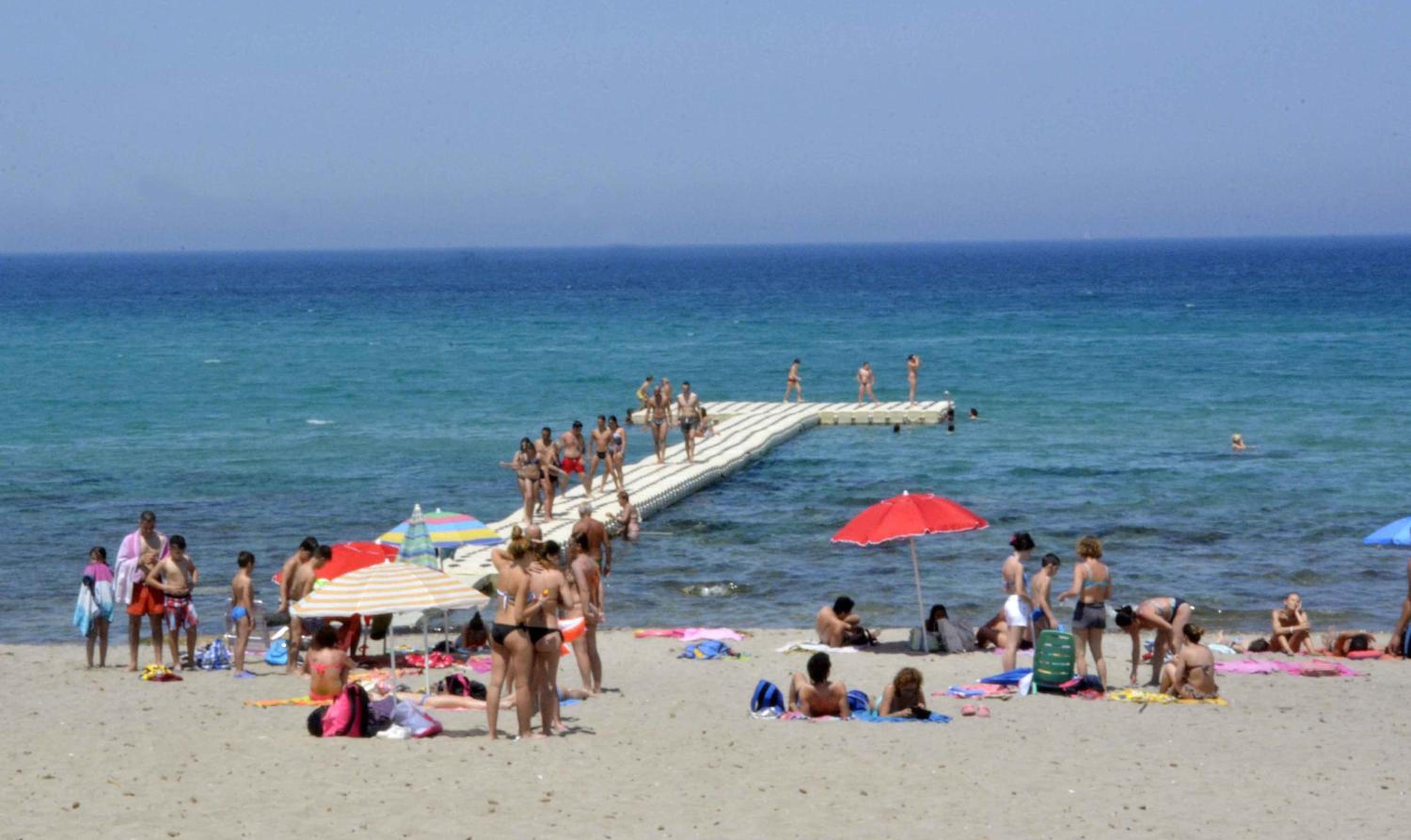 CASA CON VERANDE SUL MARE a 2 MINUTI A PIEDI DALLA SPIAGGIA