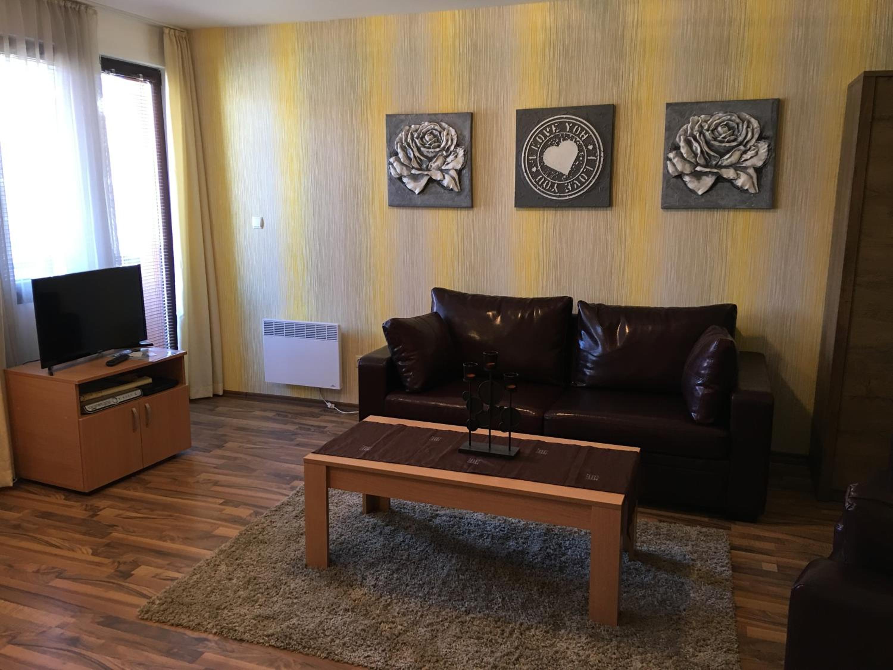 Ramada 2 Boutique Apartment near Ski Road