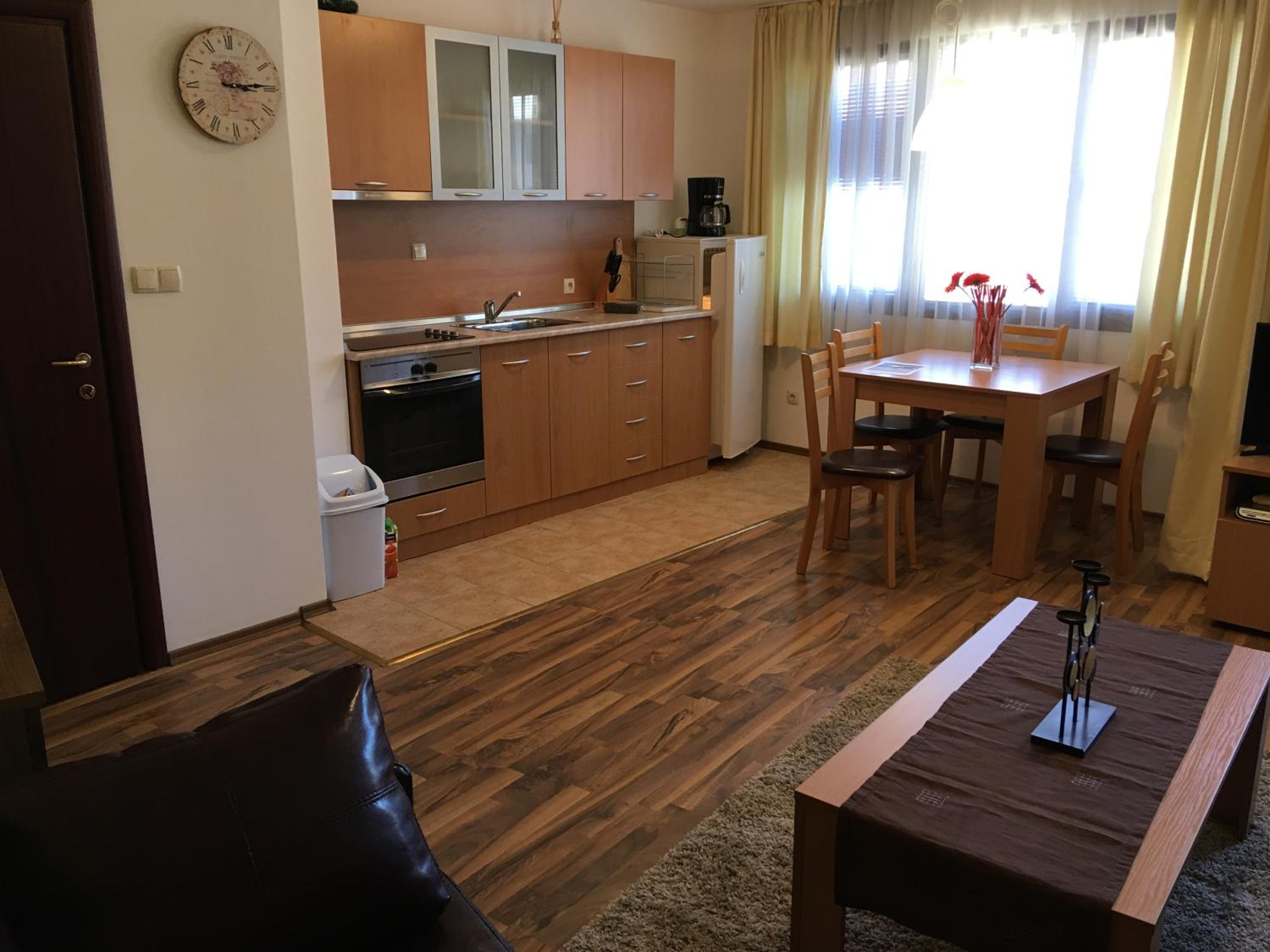 Ramada 2 Boutique Apartment near Ski Road