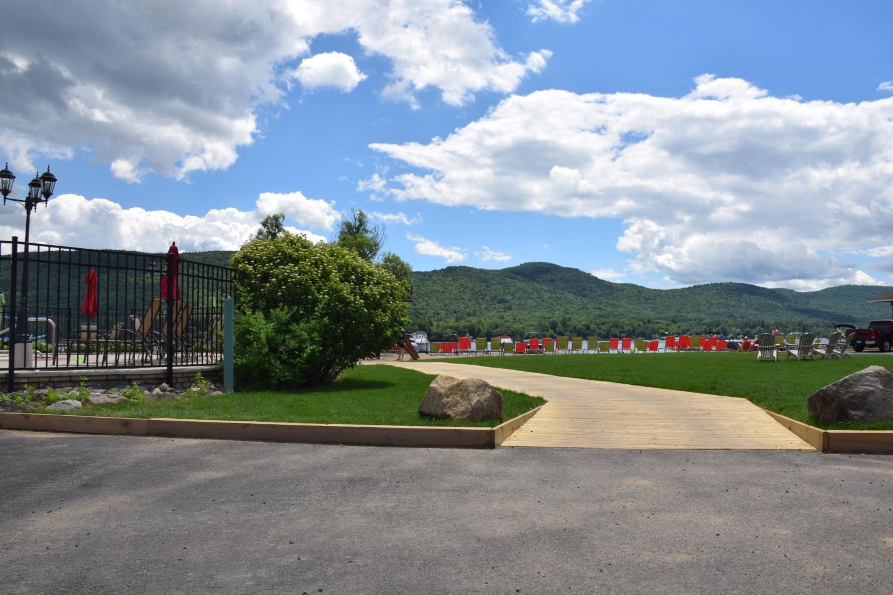Scotty's Lakeside Resort