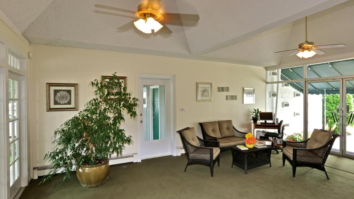 East Hampton House Resort 234