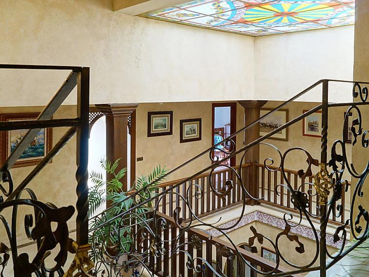 VILLA WITH PRIVATE POOL,NEAR THE BEACH , BBQ, WiFi