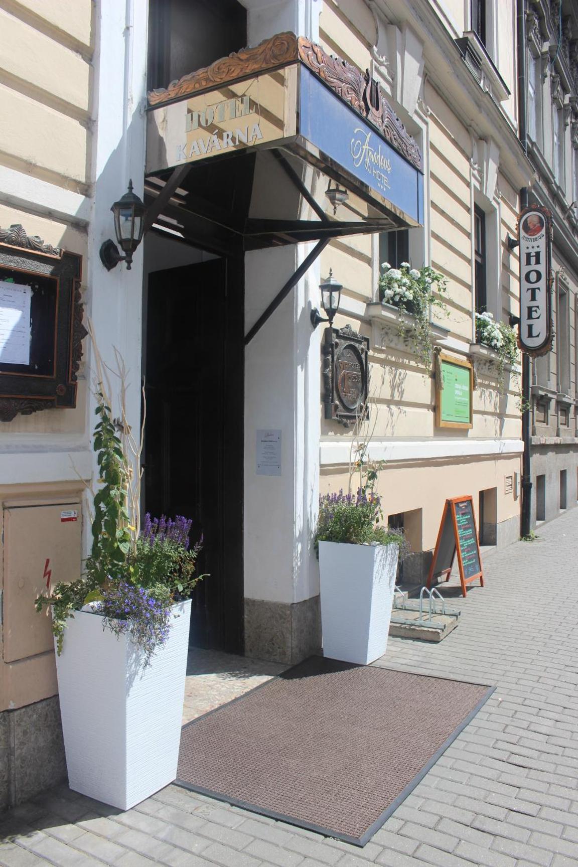 Hotel Amadeus - Image 1