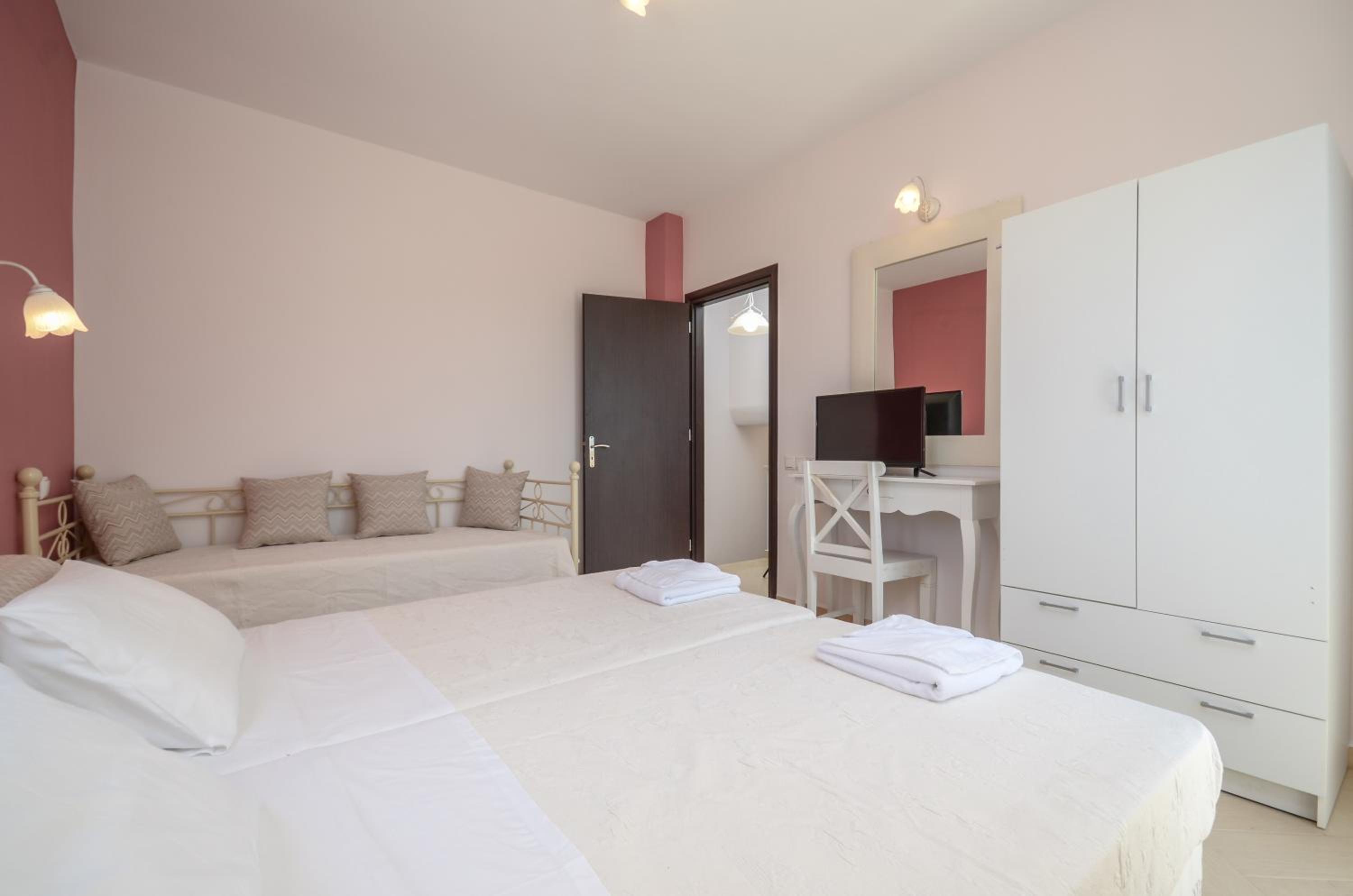 Naxos Luxury Villas